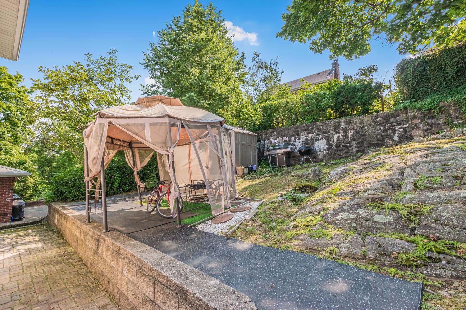 #9 photo, 7 Elaine Terrace, Yonkers , NY 10701