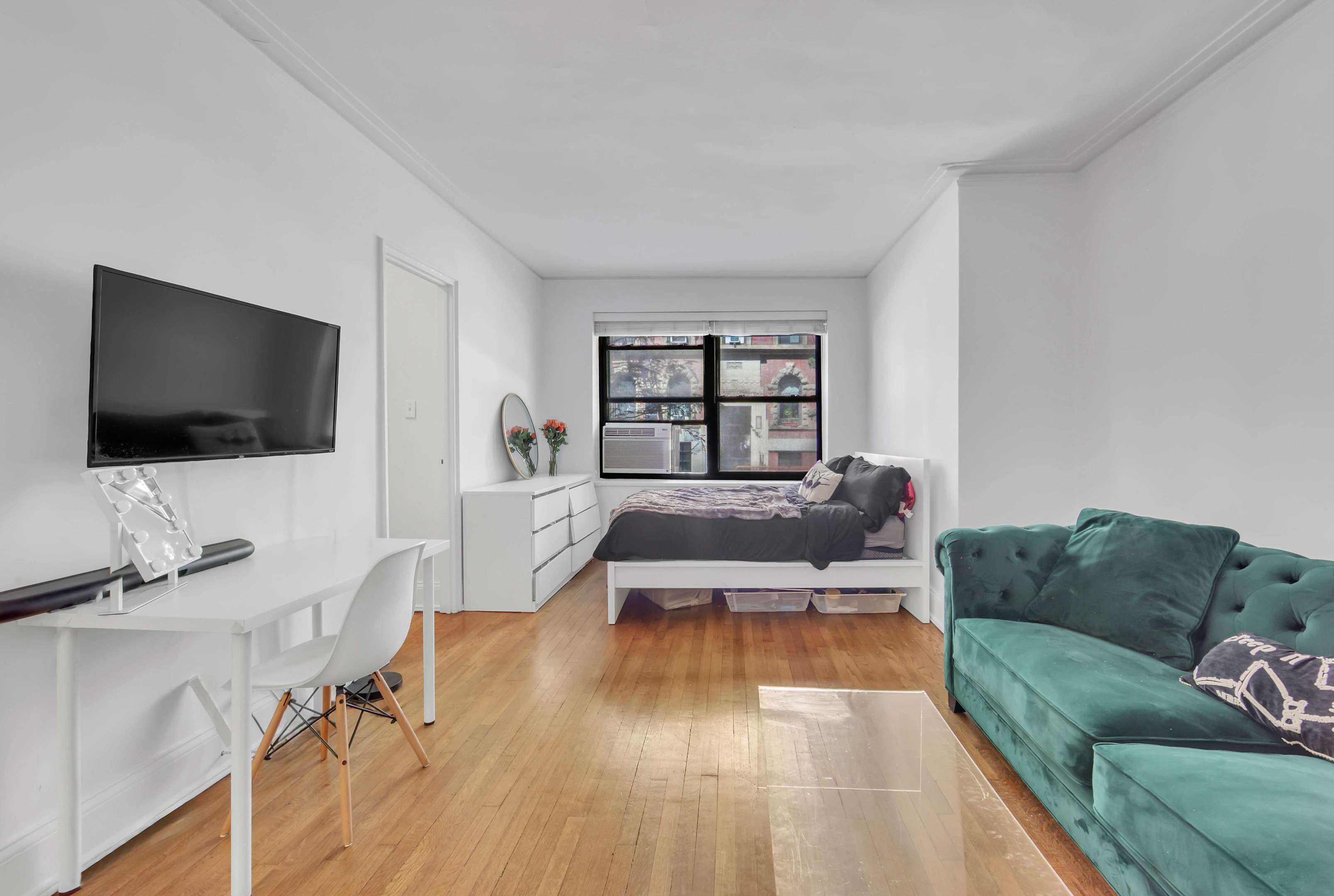 #5 photo, 222 E 35th Street, マンハッタン Murray Hill , NY 10016