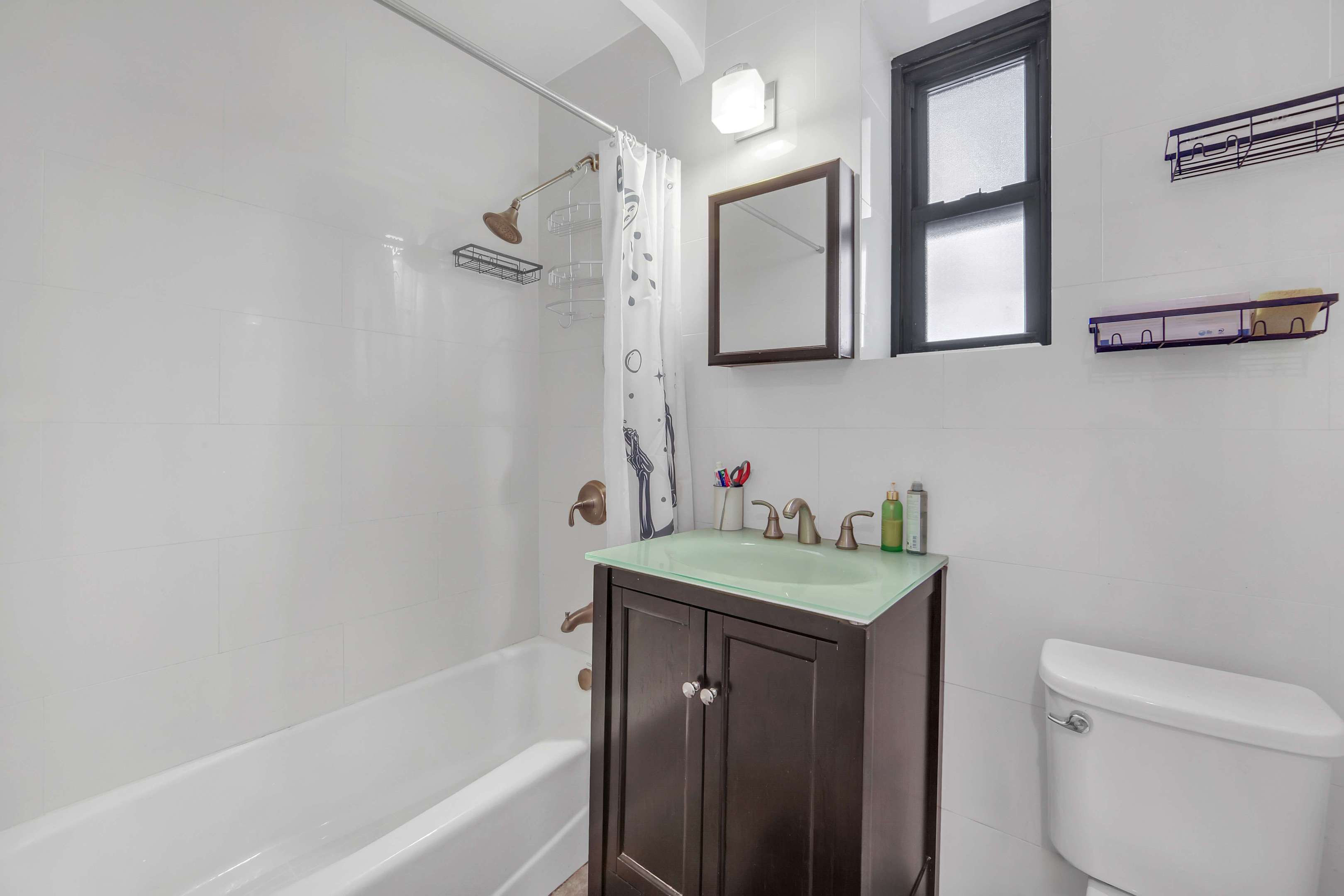 #6 photo, 222 E 35th Street, マンハッタン Murray Hill , NY 10016