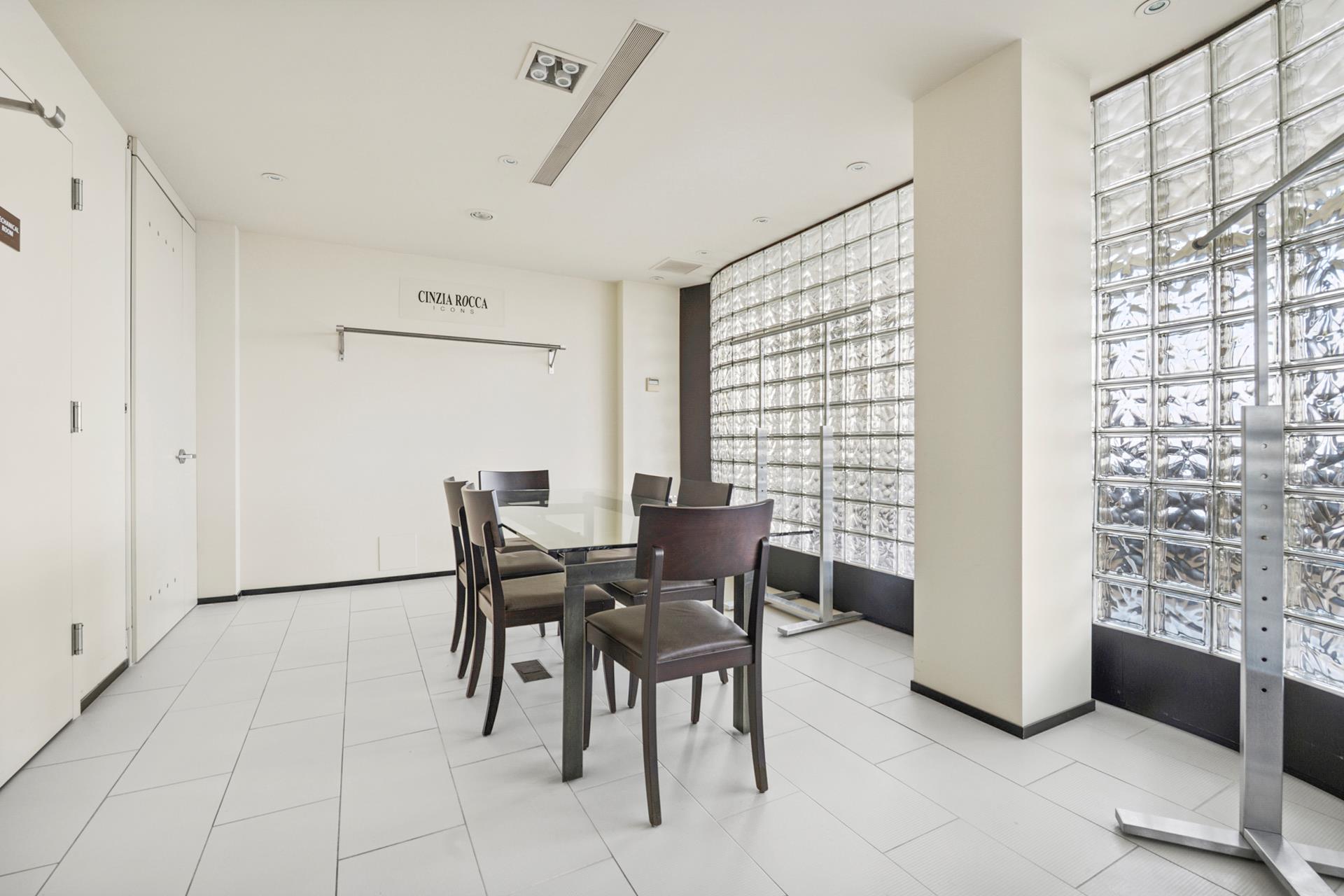 #8 photo, 30 CENTRAL Park S, マンハッタン Central Park South , NY 10019