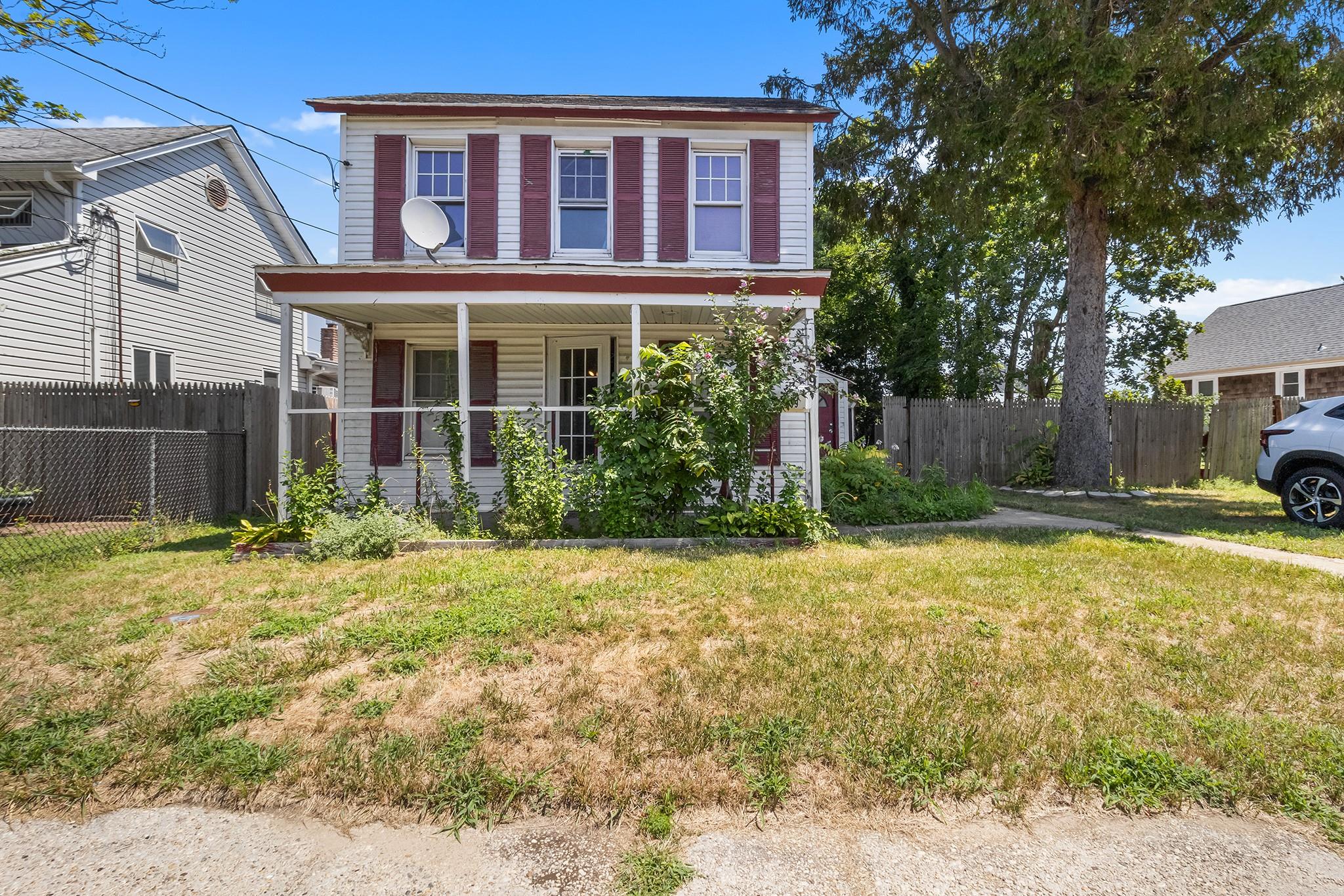 #1 photo, 59 Irish Lane, East Islip , NY 11730