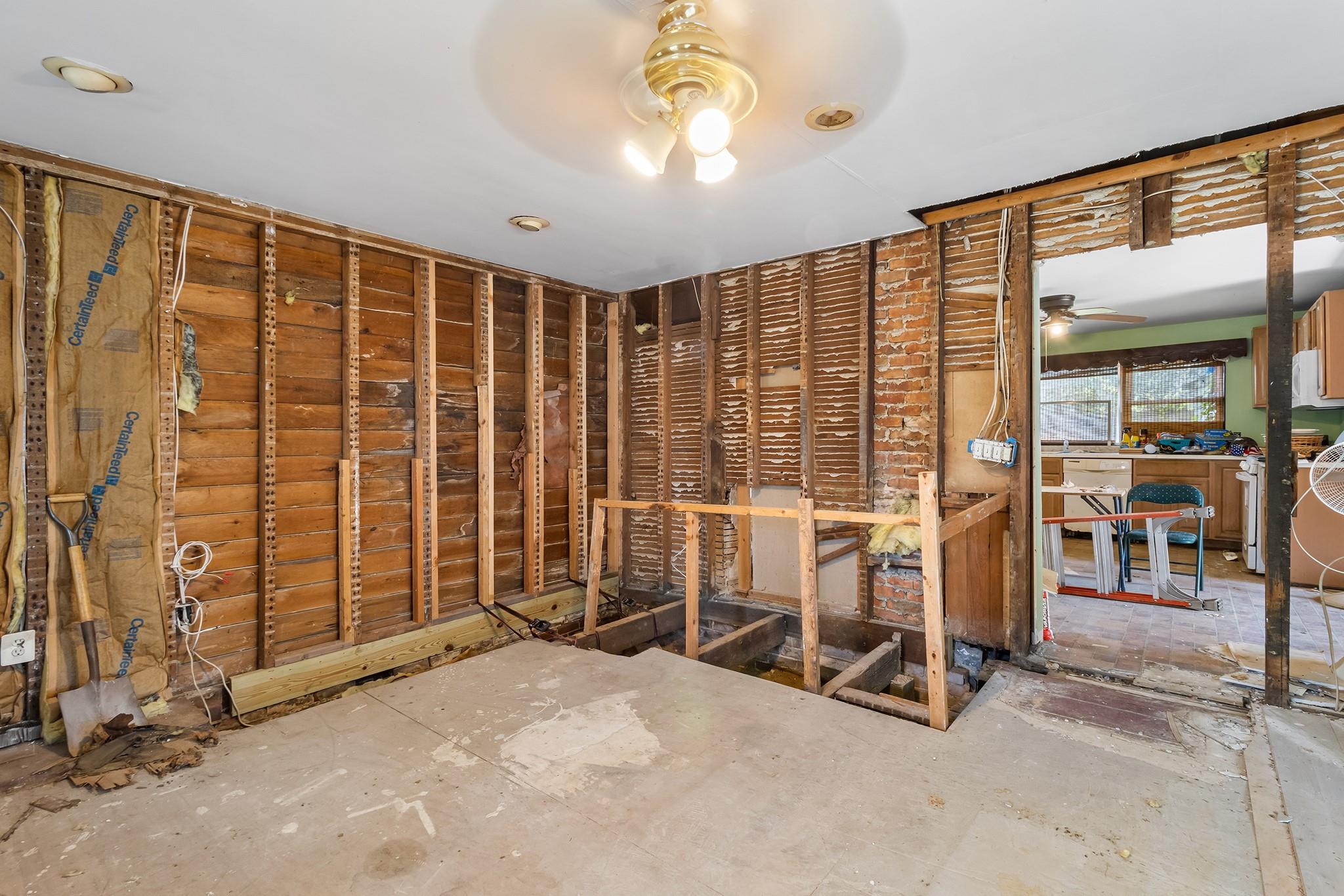 #3 photo, 59 Irish Lane, East Islip , NY 11730