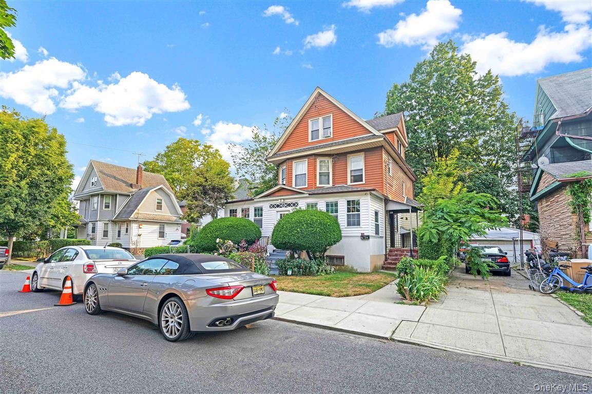 #1 photo, 85-34 121st Street, क्यू गार्डन्स Kew Gardens , NY 11415