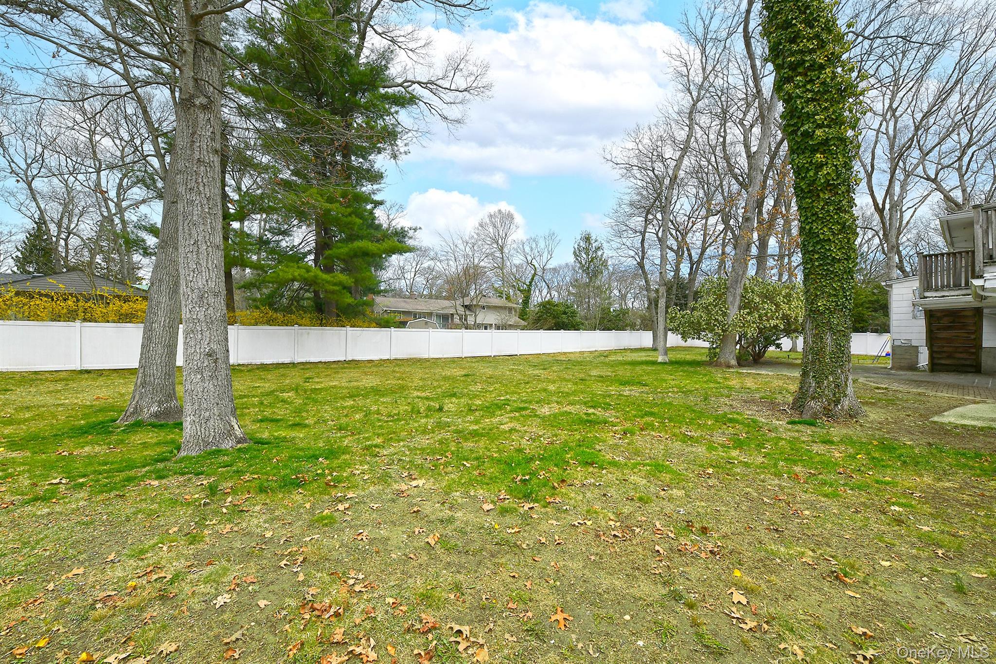 #12 photo, 5 Shadywood Court, サフォーク郡 Huntington , NY 11743