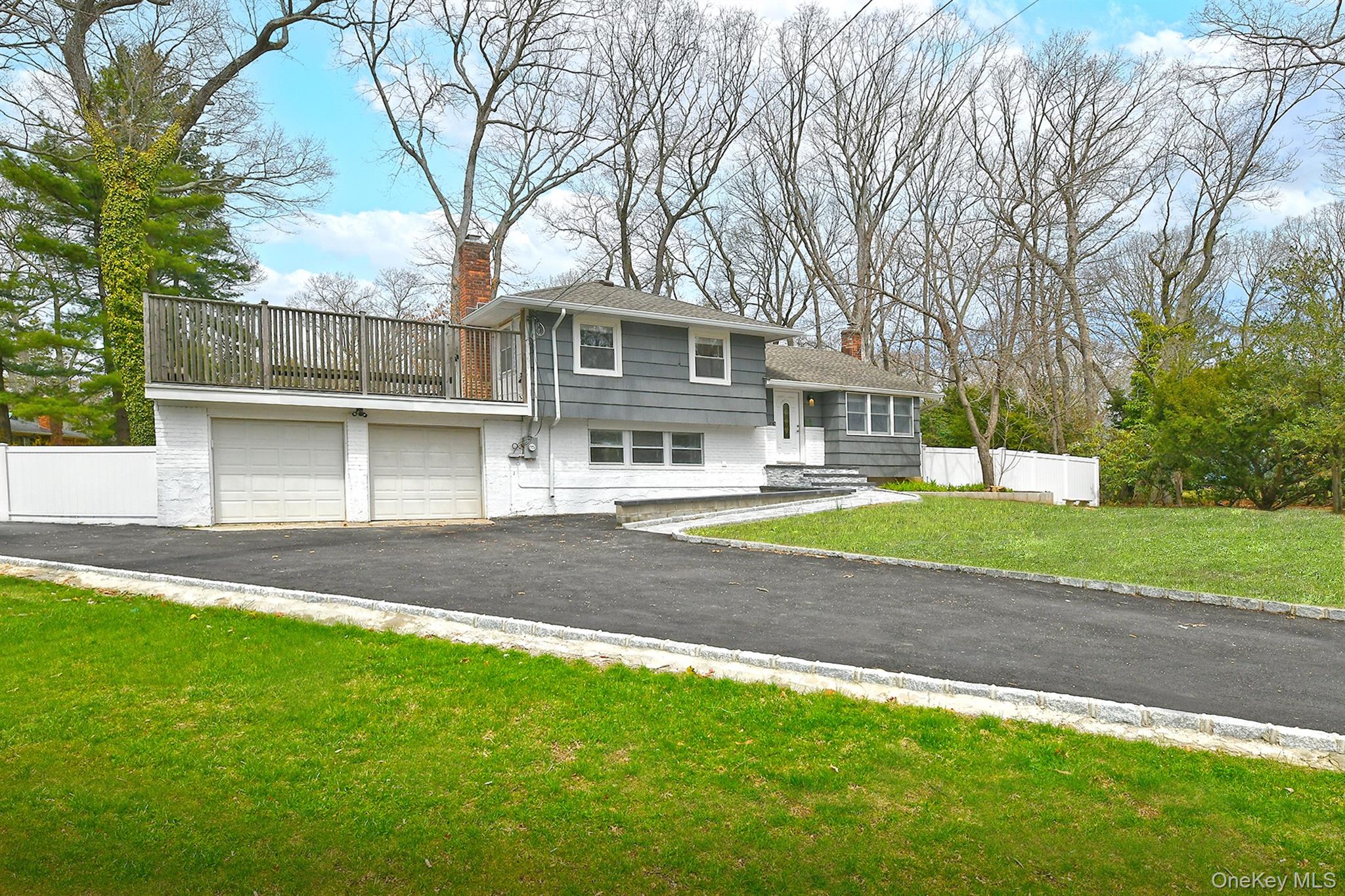 #14 photo, 5 Shadywood Court, サフォーク郡 Huntington , NY 11743