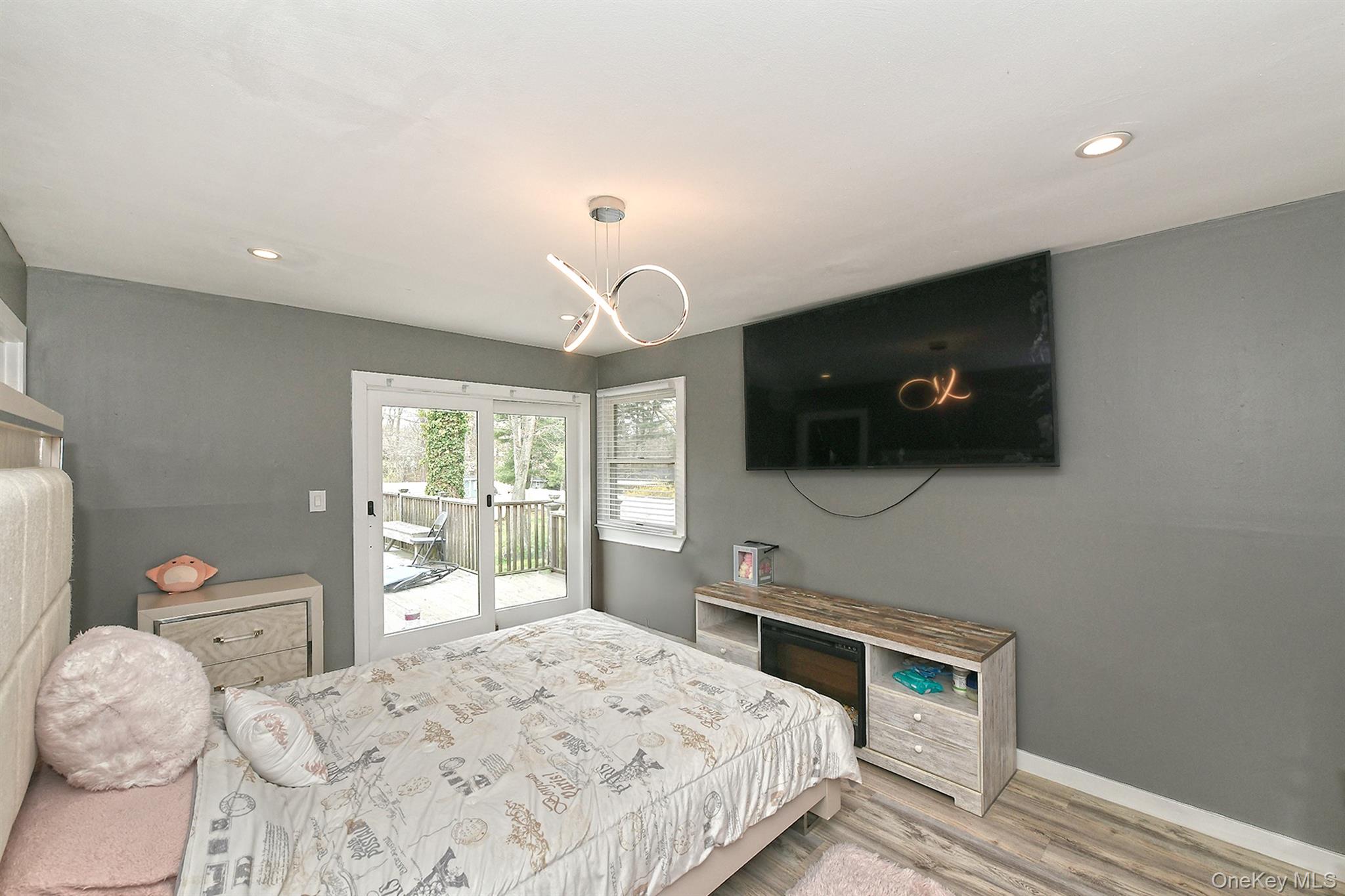 #5 photo, 5 Shadywood Court, サフォーク郡 Huntington , NY 11743