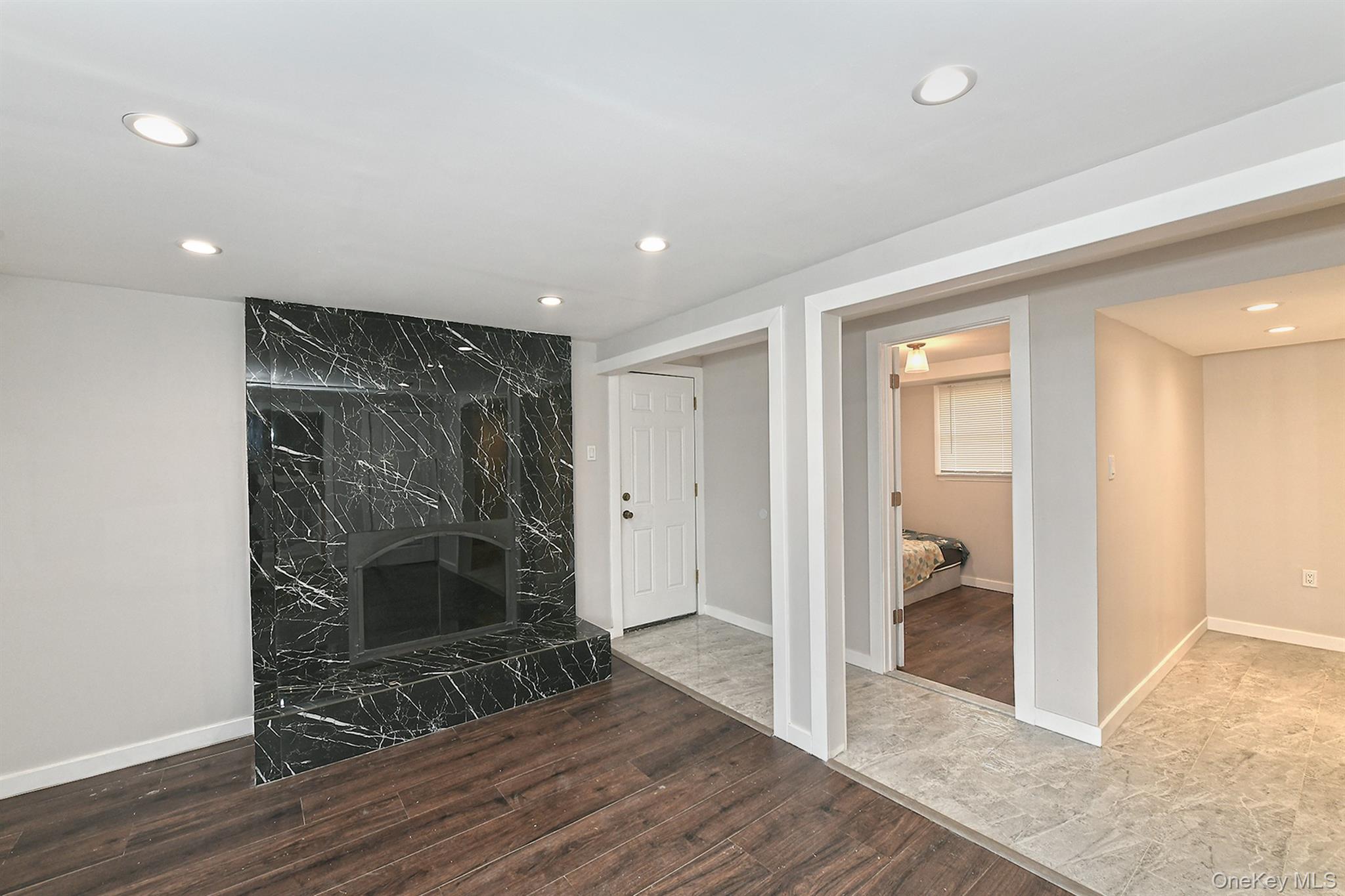 #8 photo, 5 Shadywood Court, サフォーク郡 Huntington , NY 11743