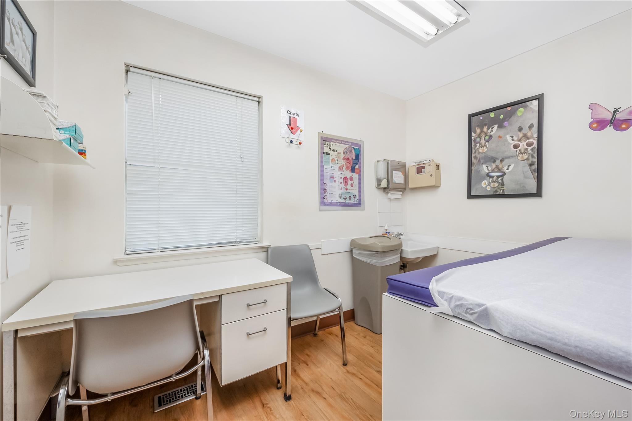 #12 photo, 26-11 Corporal Kennedy Street, クイーンズ区 Bayside , NY 11360