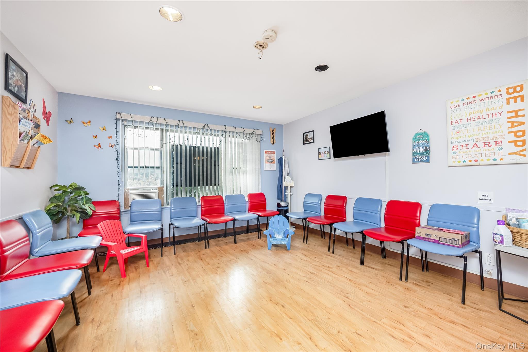 #5 photo, 26-11 Corporal Kennedy Street, クイーンズ区 Bayside , NY 11360