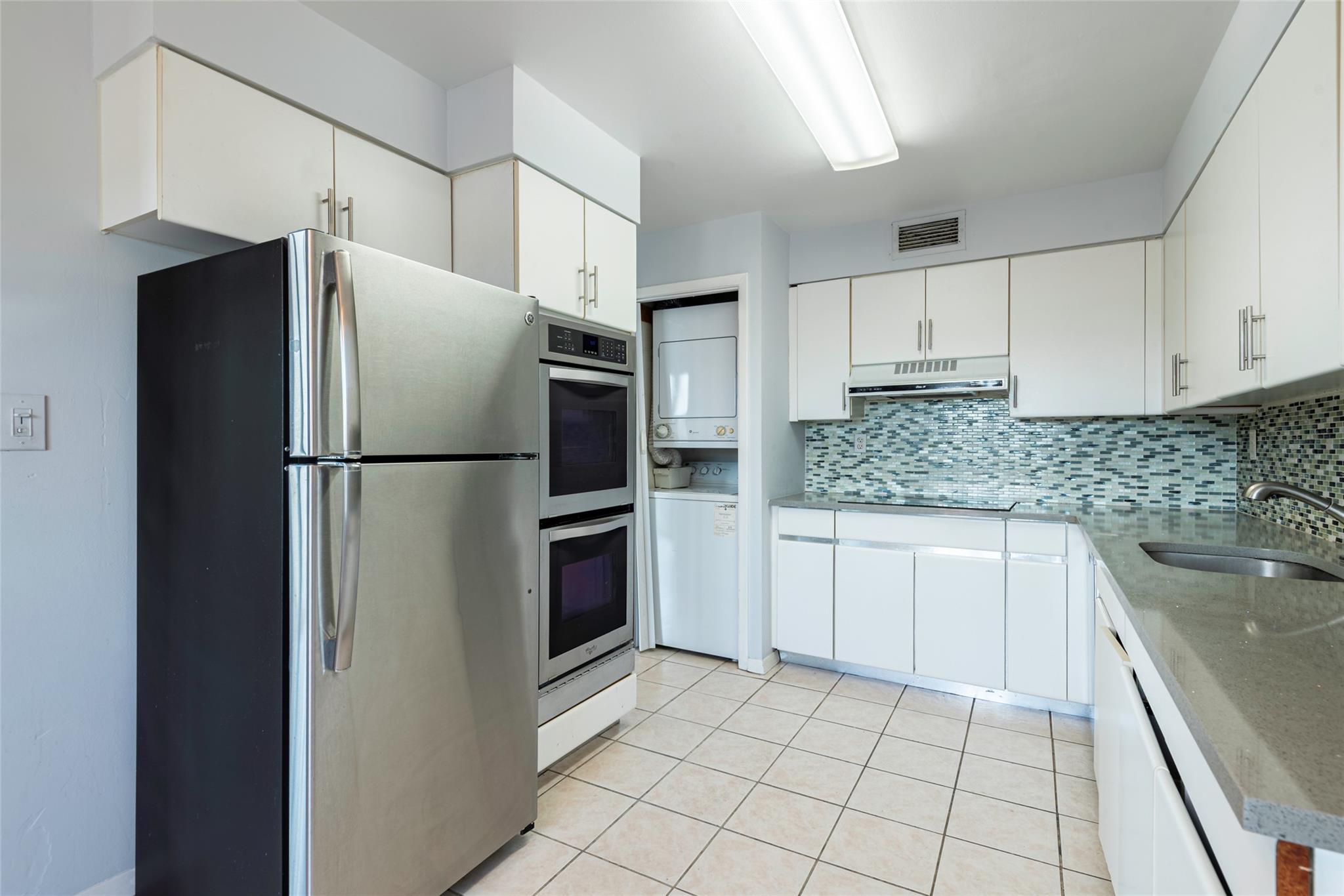 #10 photo, 12 Bond Street, ナッソー郡 Great Neck , NY 11021