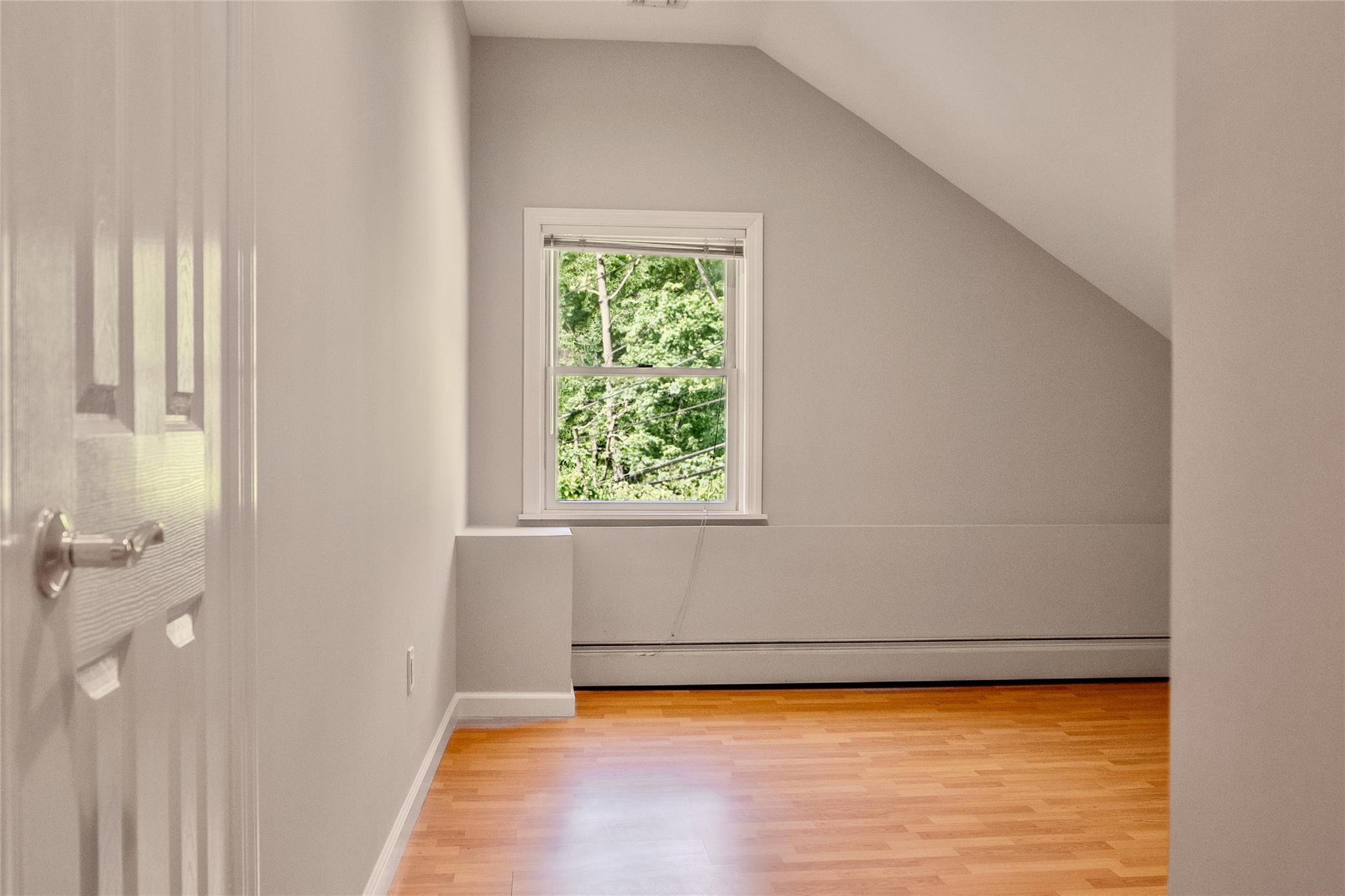 #20 photo, 31 Central Drive, Port Washington , NY 11050