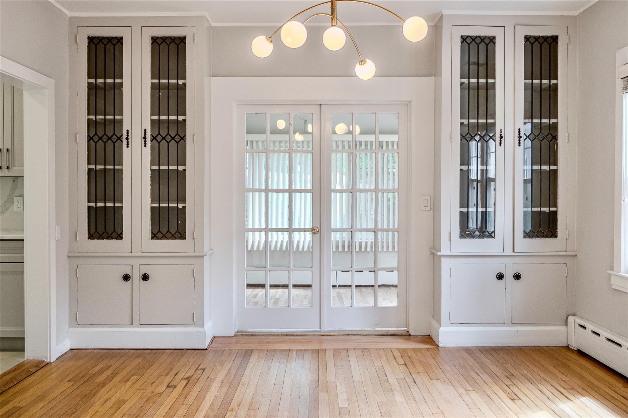 #6 photo, 31 Central Drive, Port Washington , NY 11050