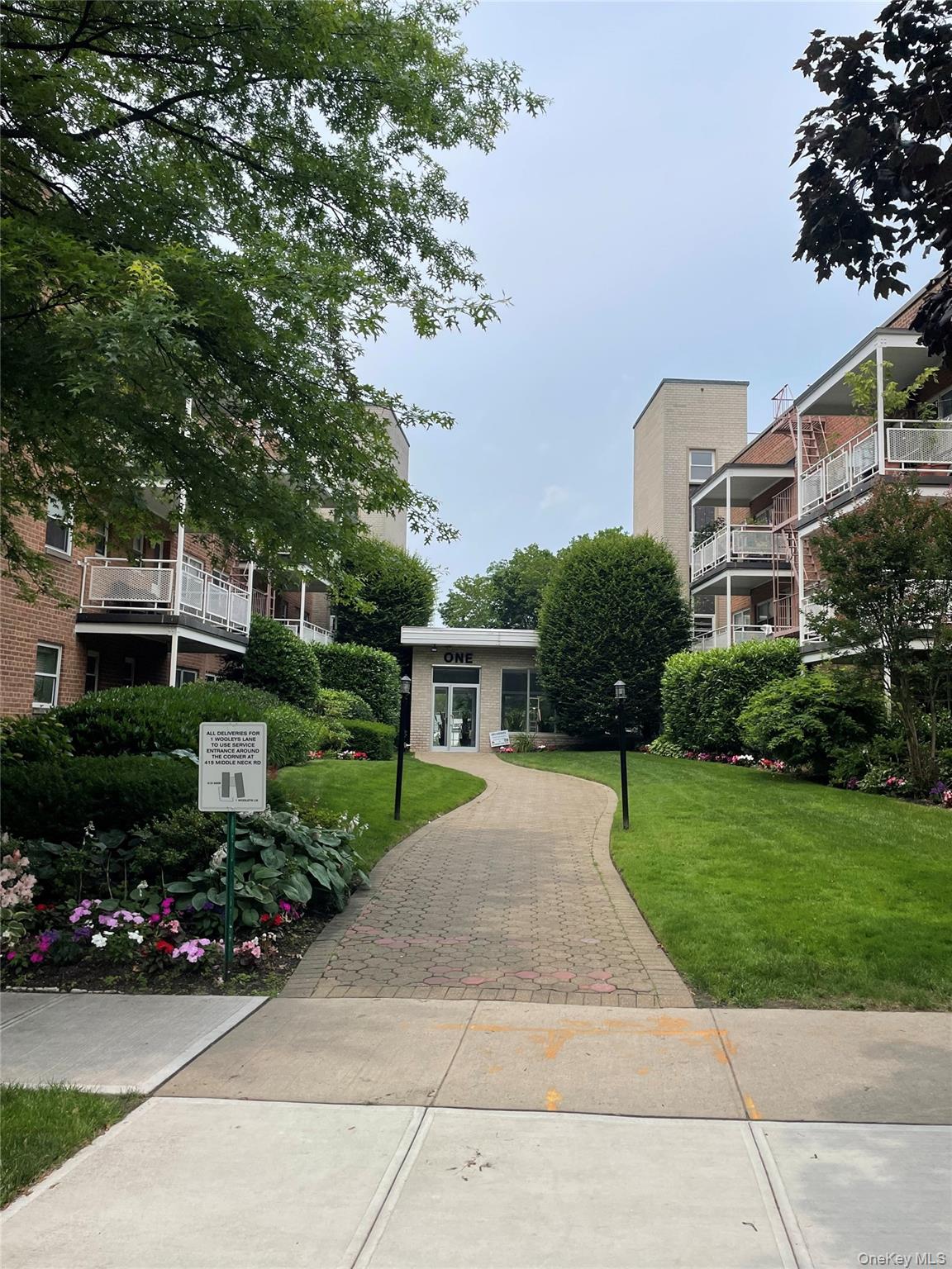 #2 photo, 1 Wooleys Lane, Great Neck , NY 11023