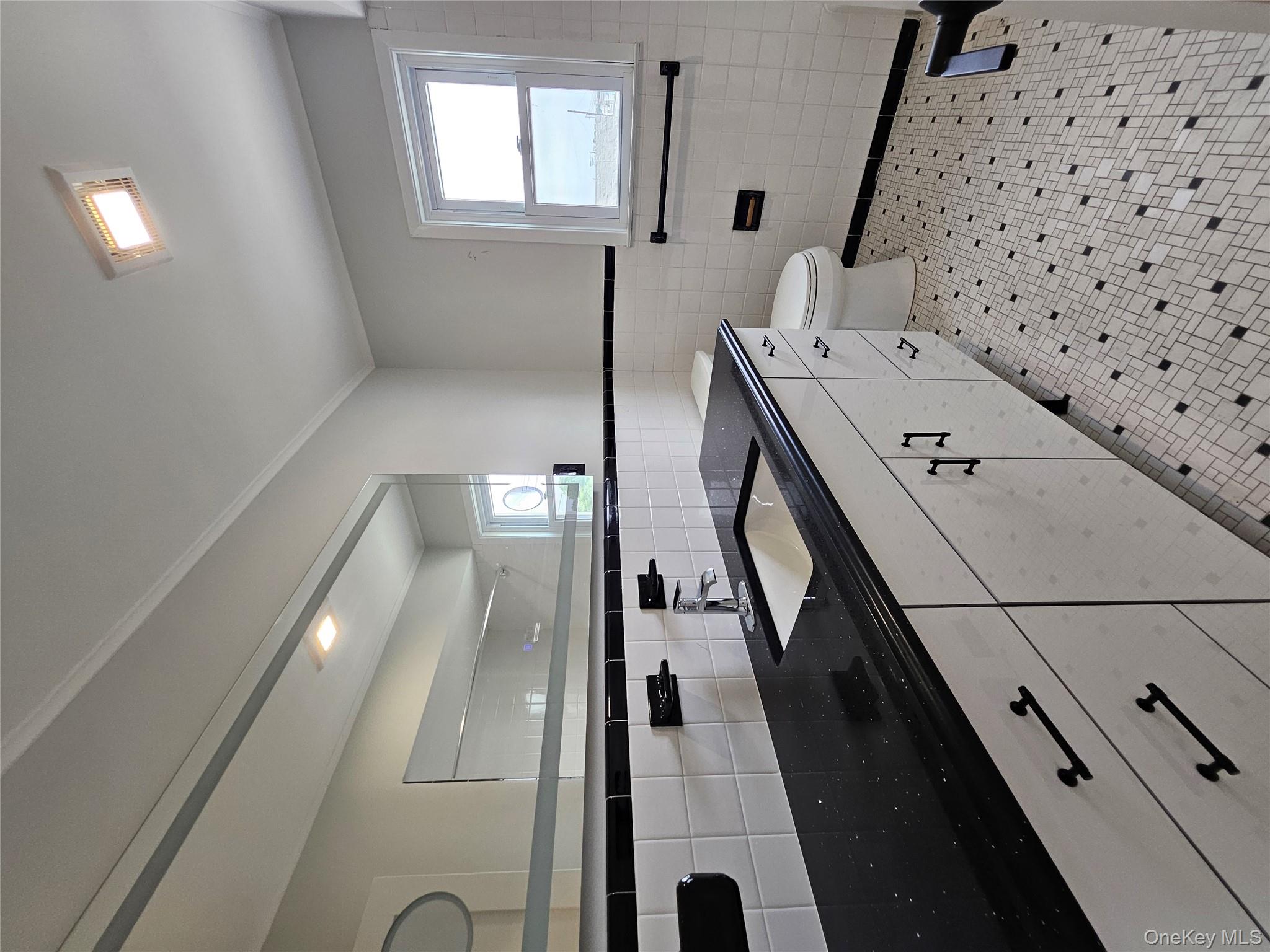 #16 photo, 357 Hicksville Road, Bethpage , NY 11714