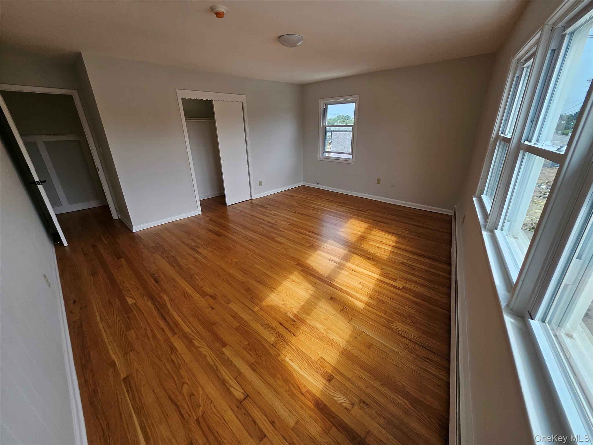 #20 photo, 357 Hicksville Road, Bethpage , NY 11714