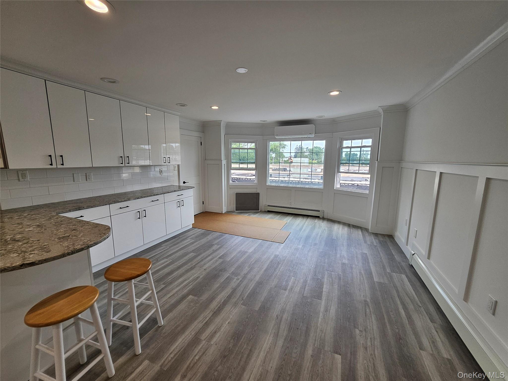 #4 photo, 357 Hicksville Road, Bethpage , NY 11714