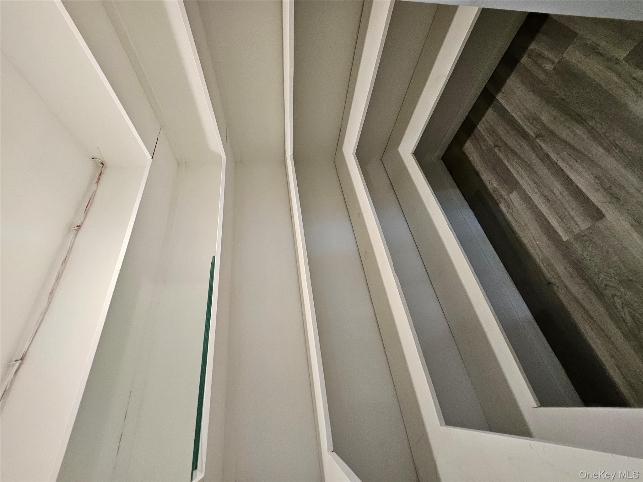 #9 photo, 357 Hicksville Road, Bethpage , NY 11714