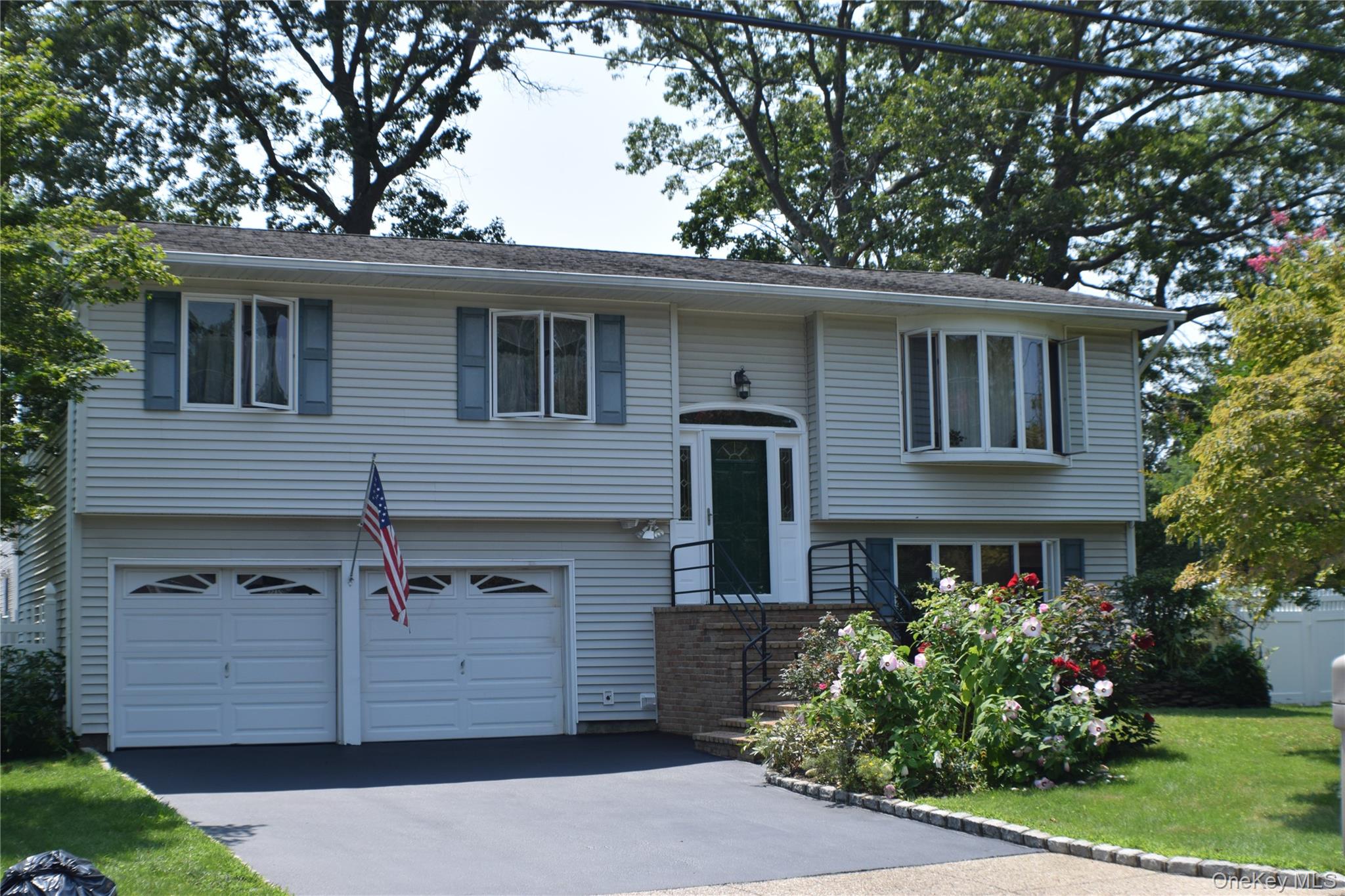 #1 photo, 110 Clinton Avenue, 東長島 Port Jefferson Station , NY 11776