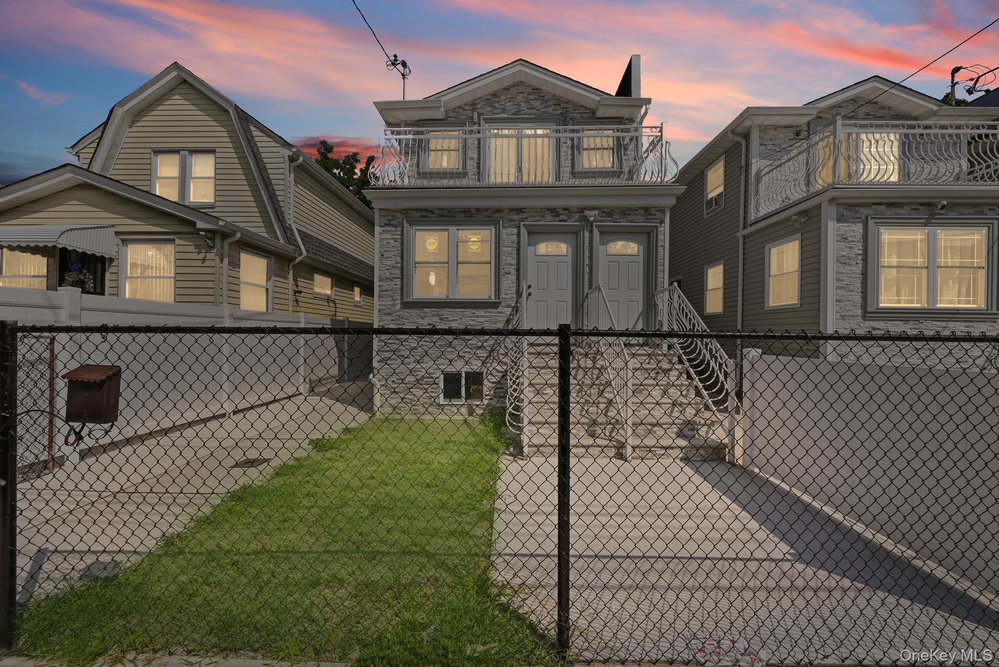 #3 photo, 18821 118th Avenue, クイーンズ区 Saint Albans , NY 11412