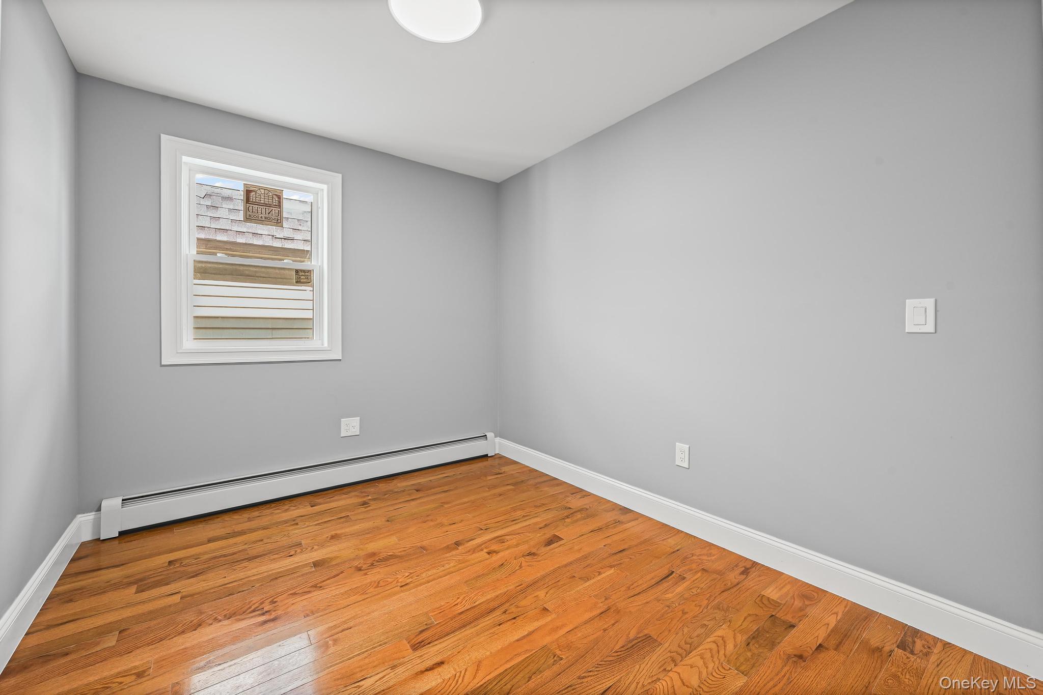 #7 photo, 18821 118th Avenue, クイーンズ区 Saint Albans , NY 11412