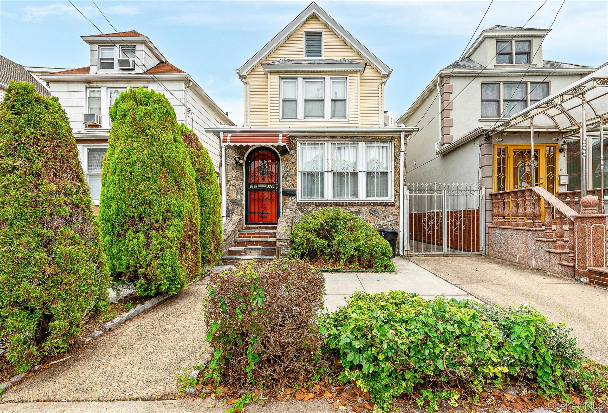 #1 photo, 68-39 Kessel Street, फॉरेस्ट हिल्स Forest Hills , NY 11375