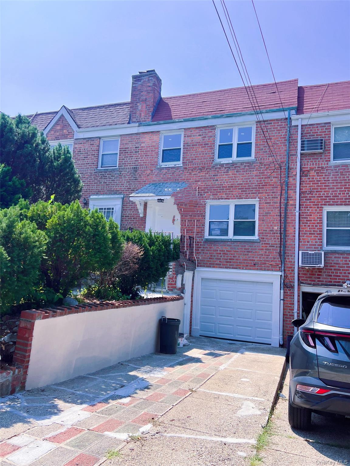 #1 photo, 42-32 196th Street, फ्लशिंग Flushing , NY 11358