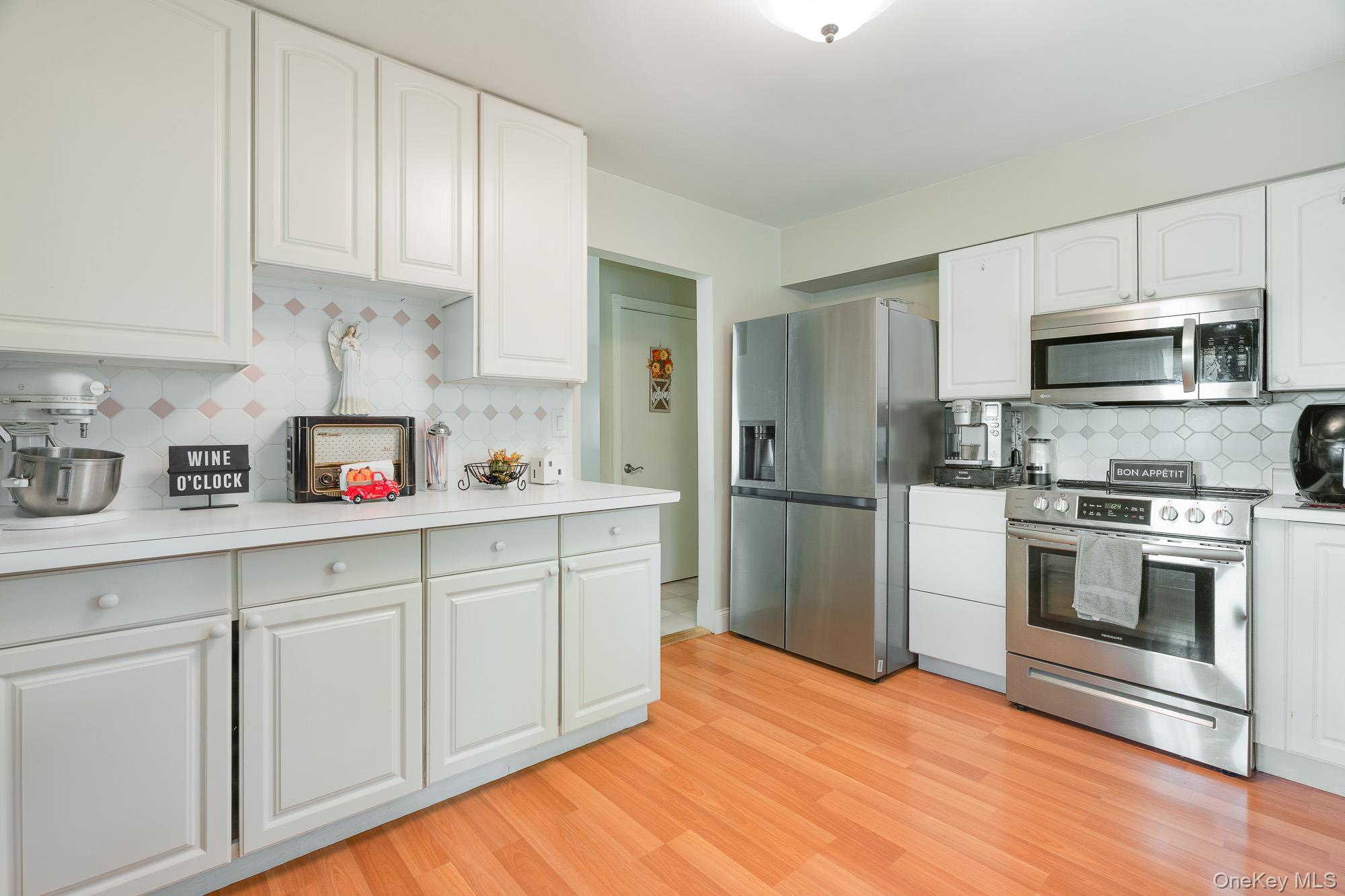 #12 photo, 156 Bart Drive, Poughkeepsie , NY 12603