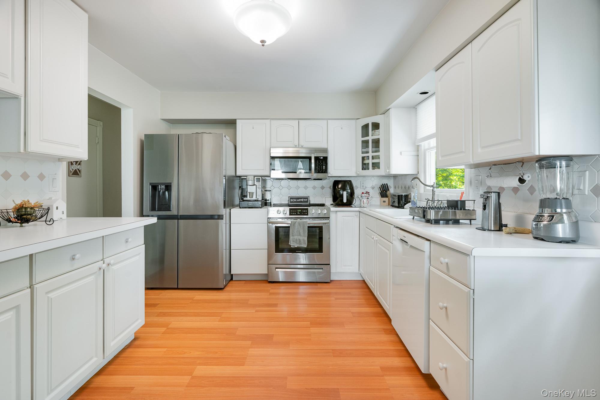 #13 photo, 156 Bart Drive, Poughkeepsie , NY 12603