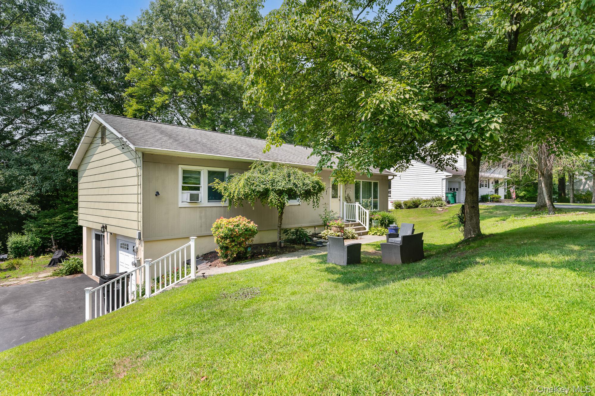 #2 photo, 156 Bart Drive, Poughkeepsie , NY 12603