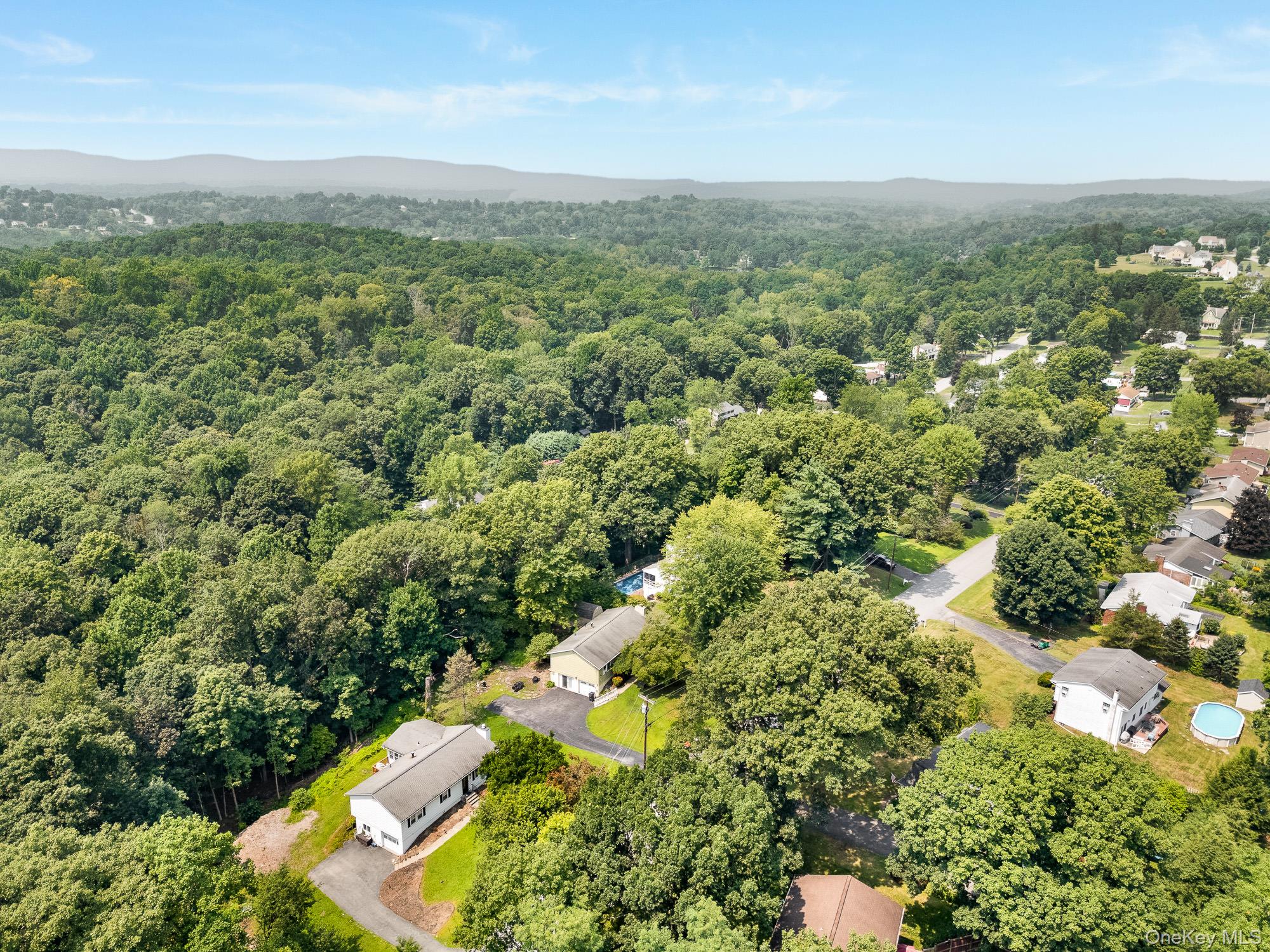 #3 photo, 156 Bart Drive, Poughkeepsie , NY 12603