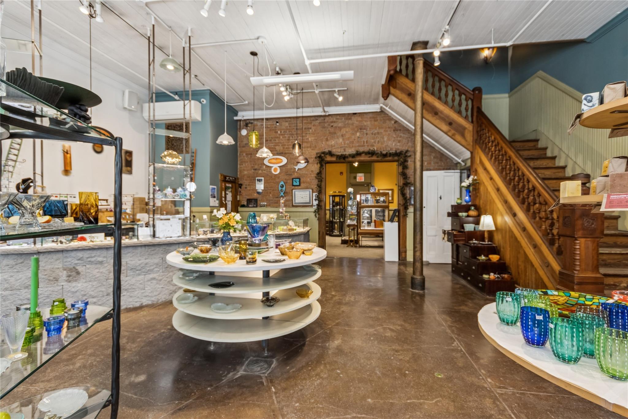 #3 photo, 162 Main Street, Beacon , NY 12508