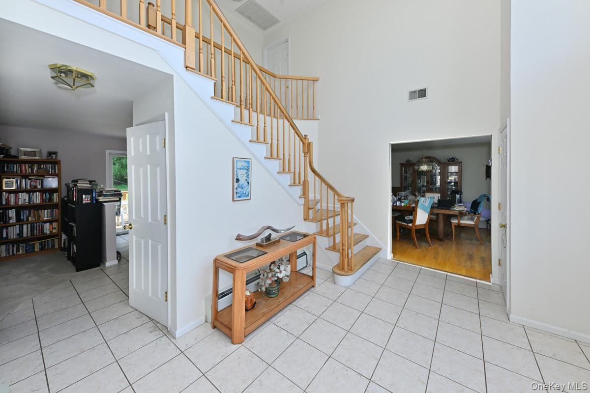 #8 photo, 14 Roble Road, Suffern , NY 10901