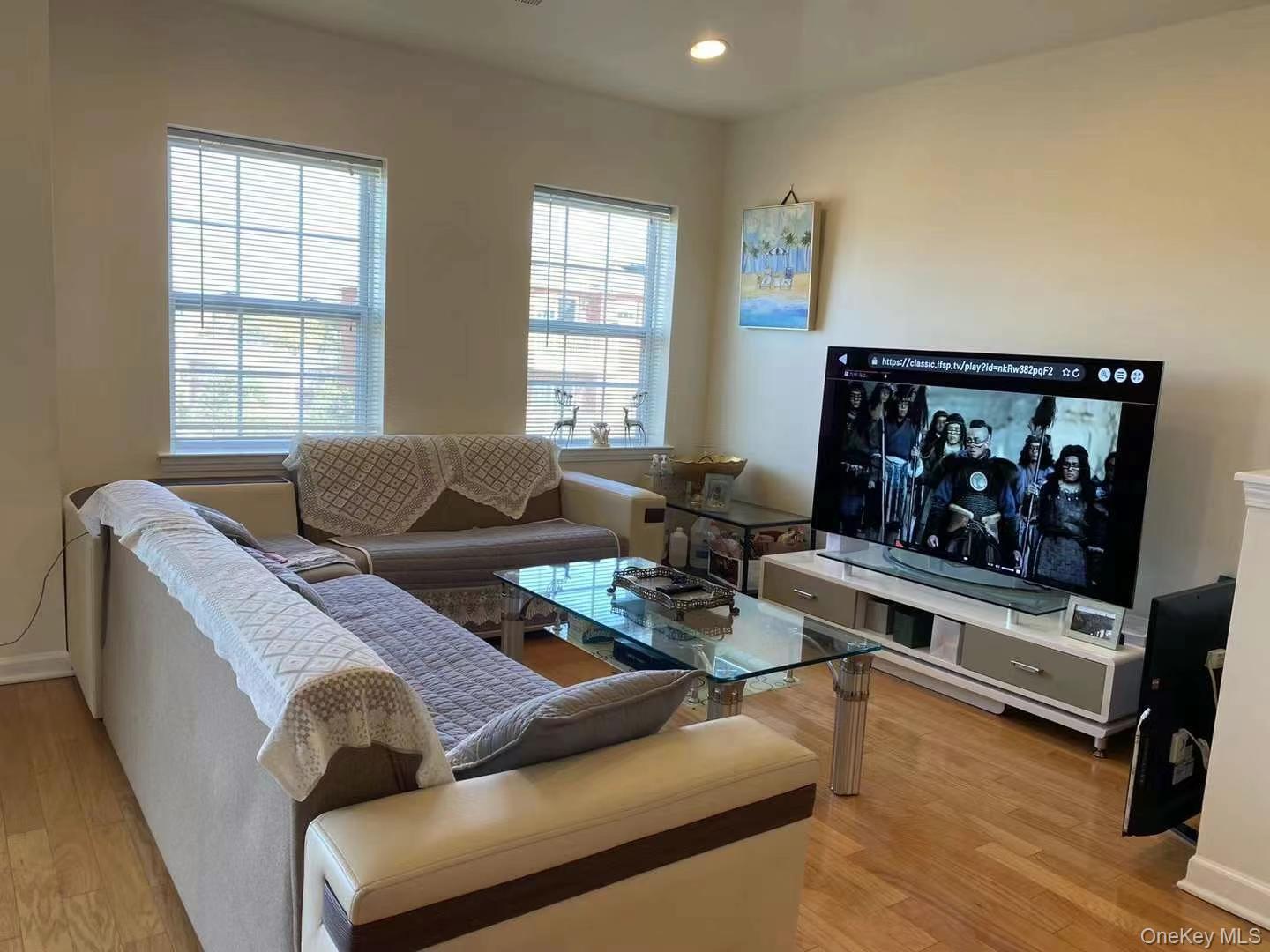 #6 photo, 306 Weatherly Place, クイーンズ区 College Point , NY 11356