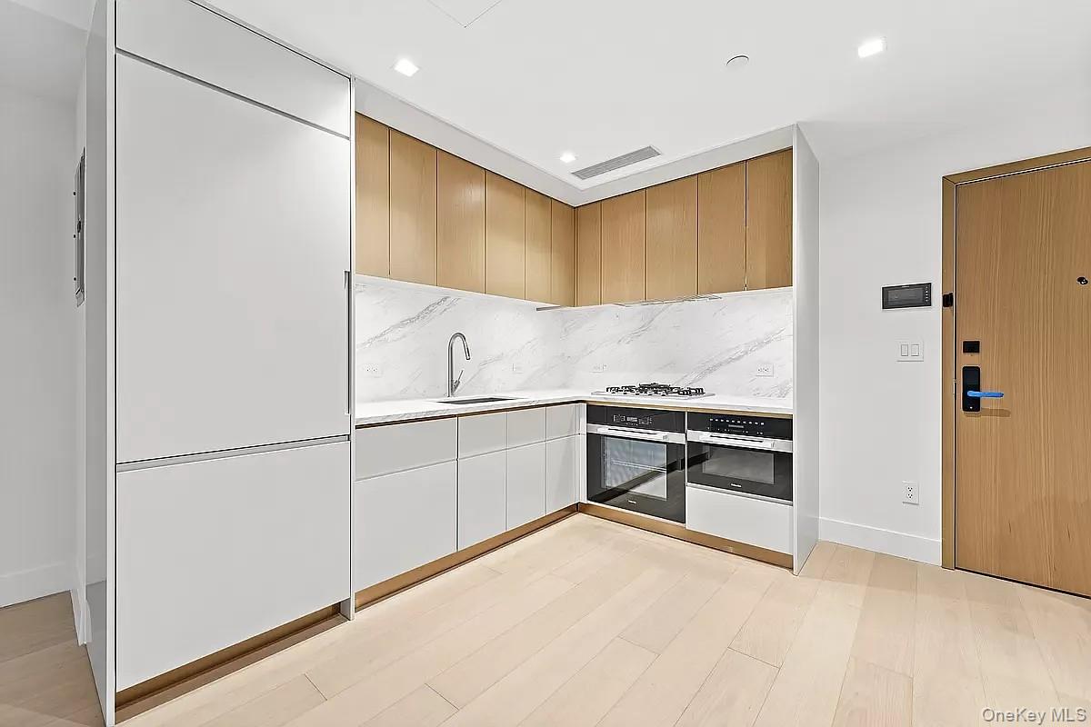 #1 photo, 208 Delancey Street, マンハッタン New York (Manhattan) , NY 10002