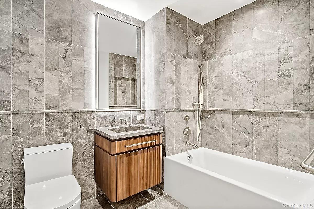 #3 photo, 208 Delancey Street, マンハッタン New York (Manhattan) , NY 10002