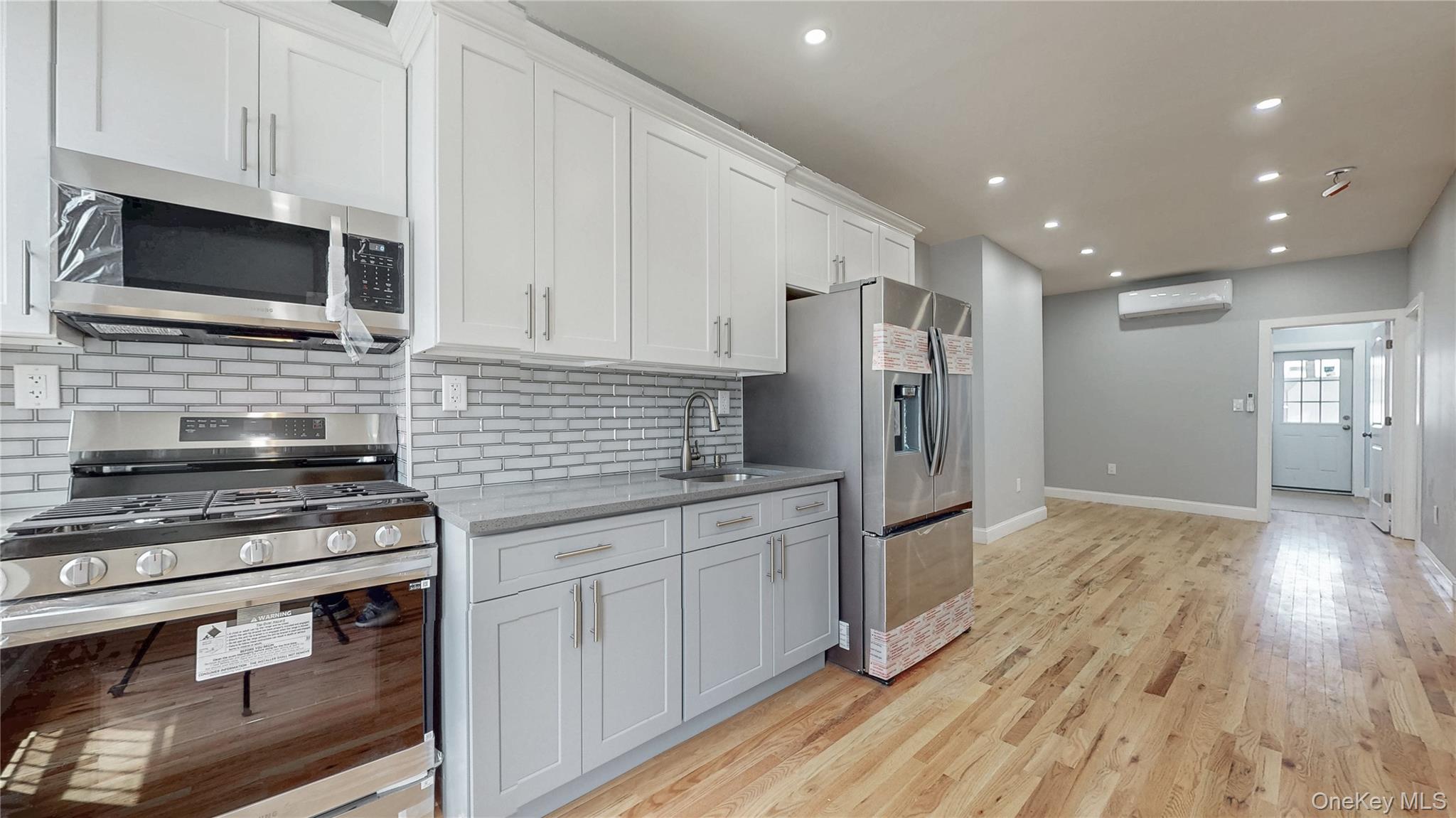 #5 photo, 1735 Pacific Street, Brooklyn , NY 11213