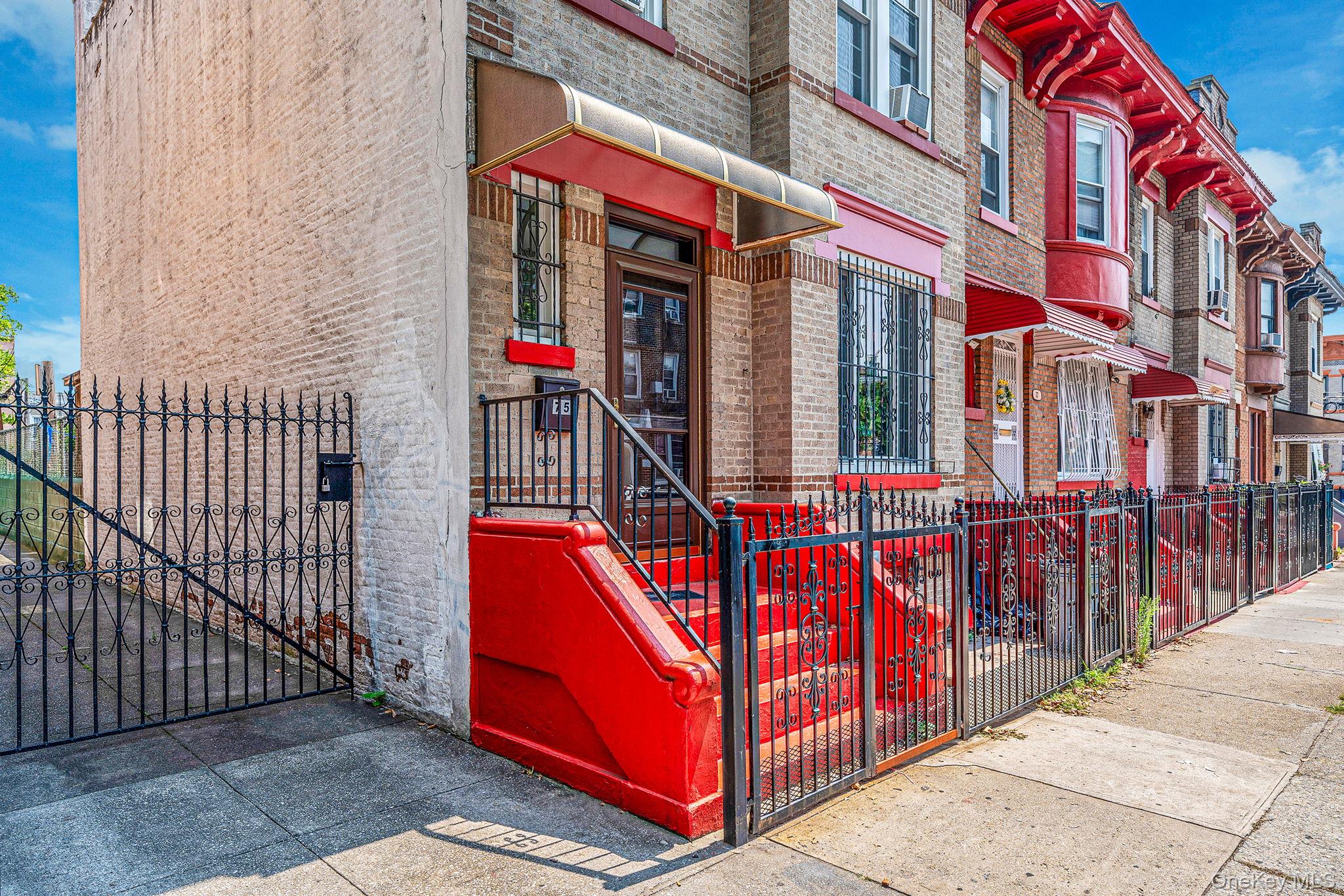 #1 photo, 75 Highland Place, Brooklyn , NY 11208