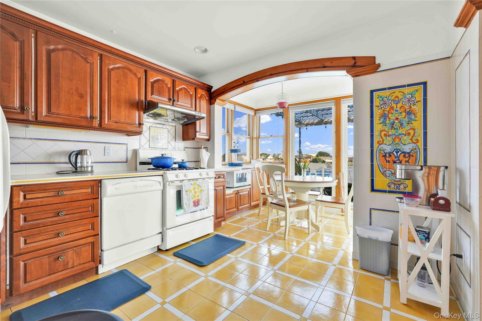 #19 photo, 15579 Bayview Avenue, クイーンズ区 Rosedale , NY 11422