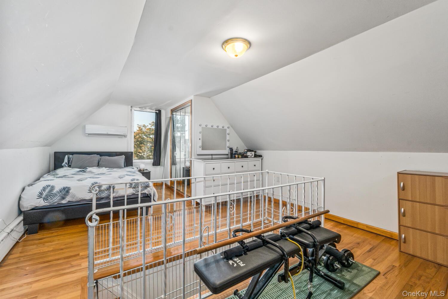 #19 photo, 44-06 Jessie Court, Little Neck , NY 11363