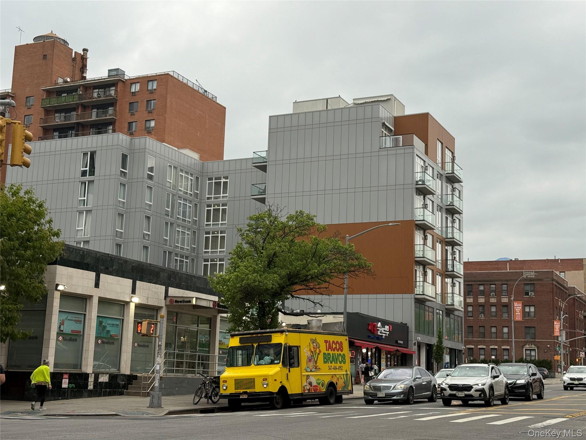 #3 photo, 146-17 Northern Boulevard, クイーンズ区 Flushing , NY 11354