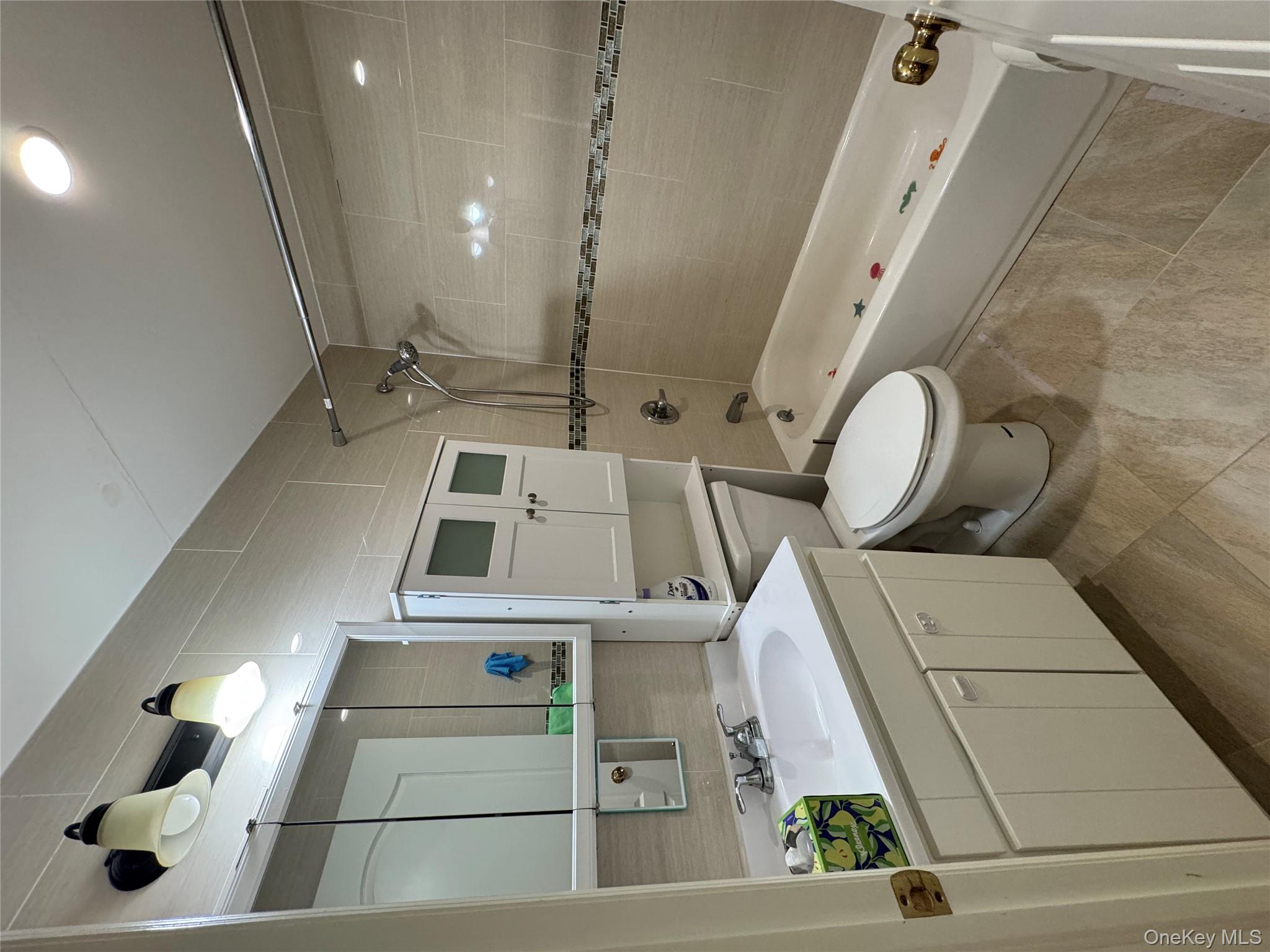 #4 photo, 144-56 Roosevelt Avenue, クイーンズ区 Flushing , NY 11354