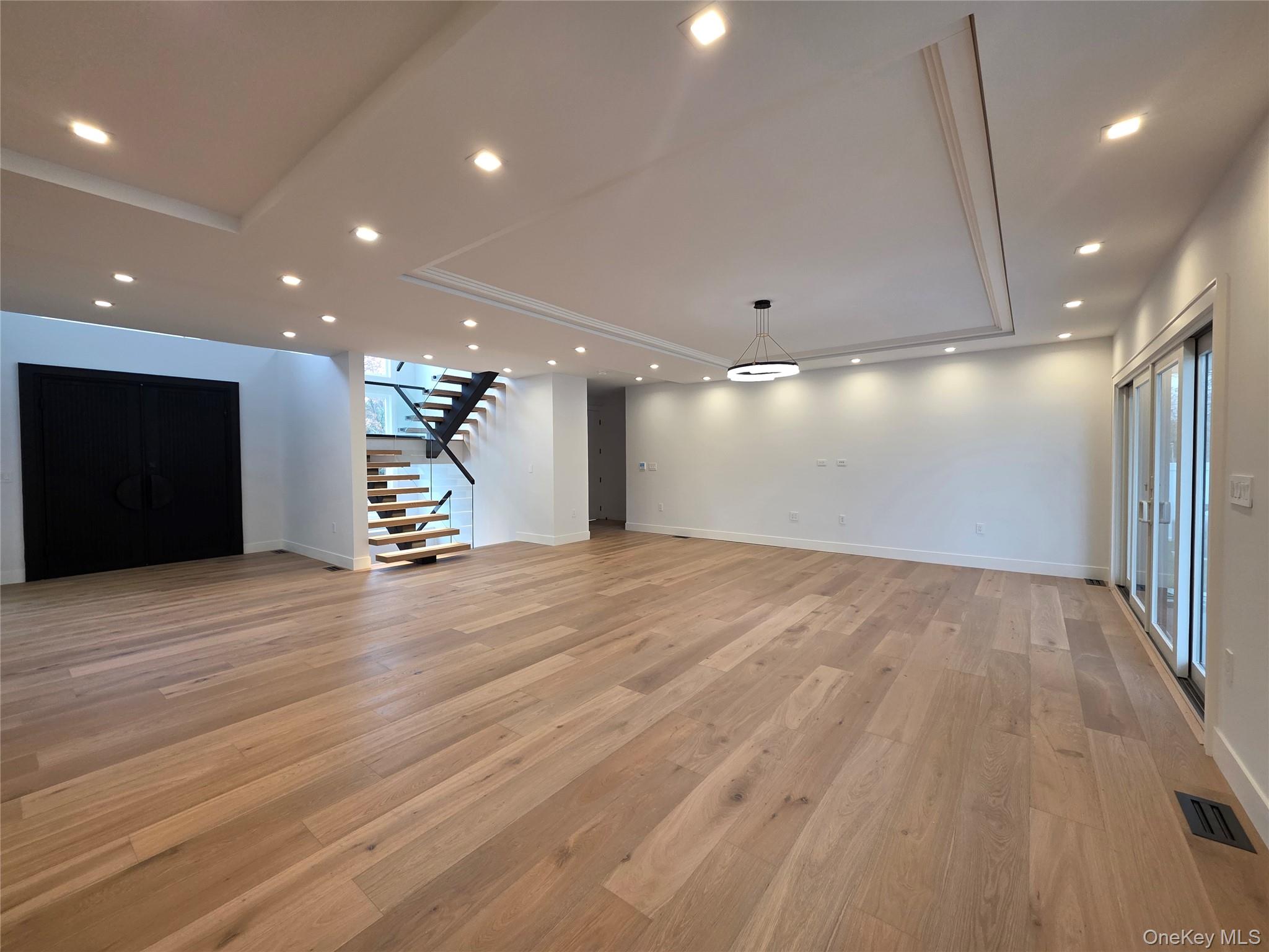 #7 photo, 65 Page Lane, Westbury , NY 11590