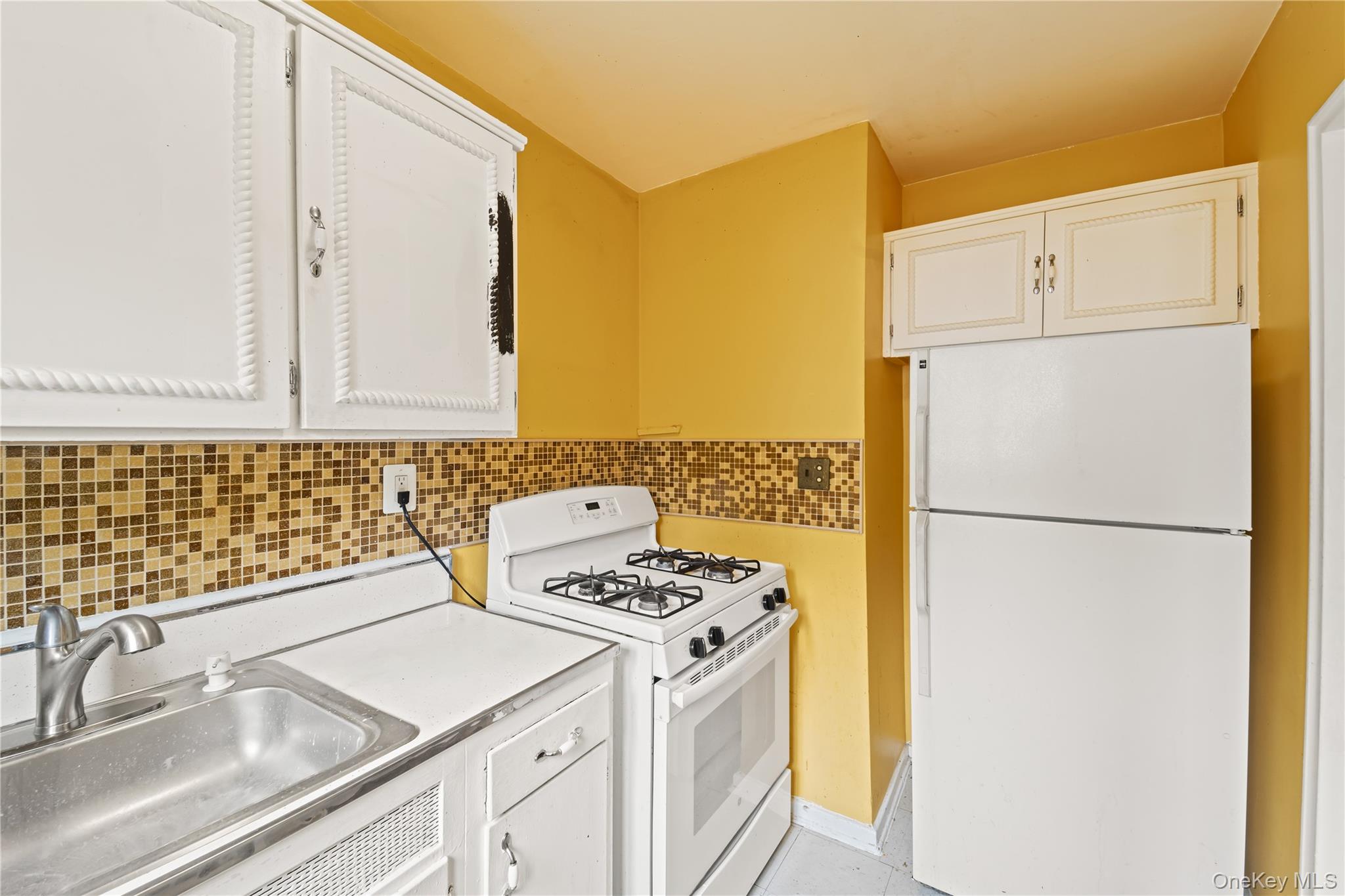 #14 photo, 86-06 231st, Queens Village , NY 11427