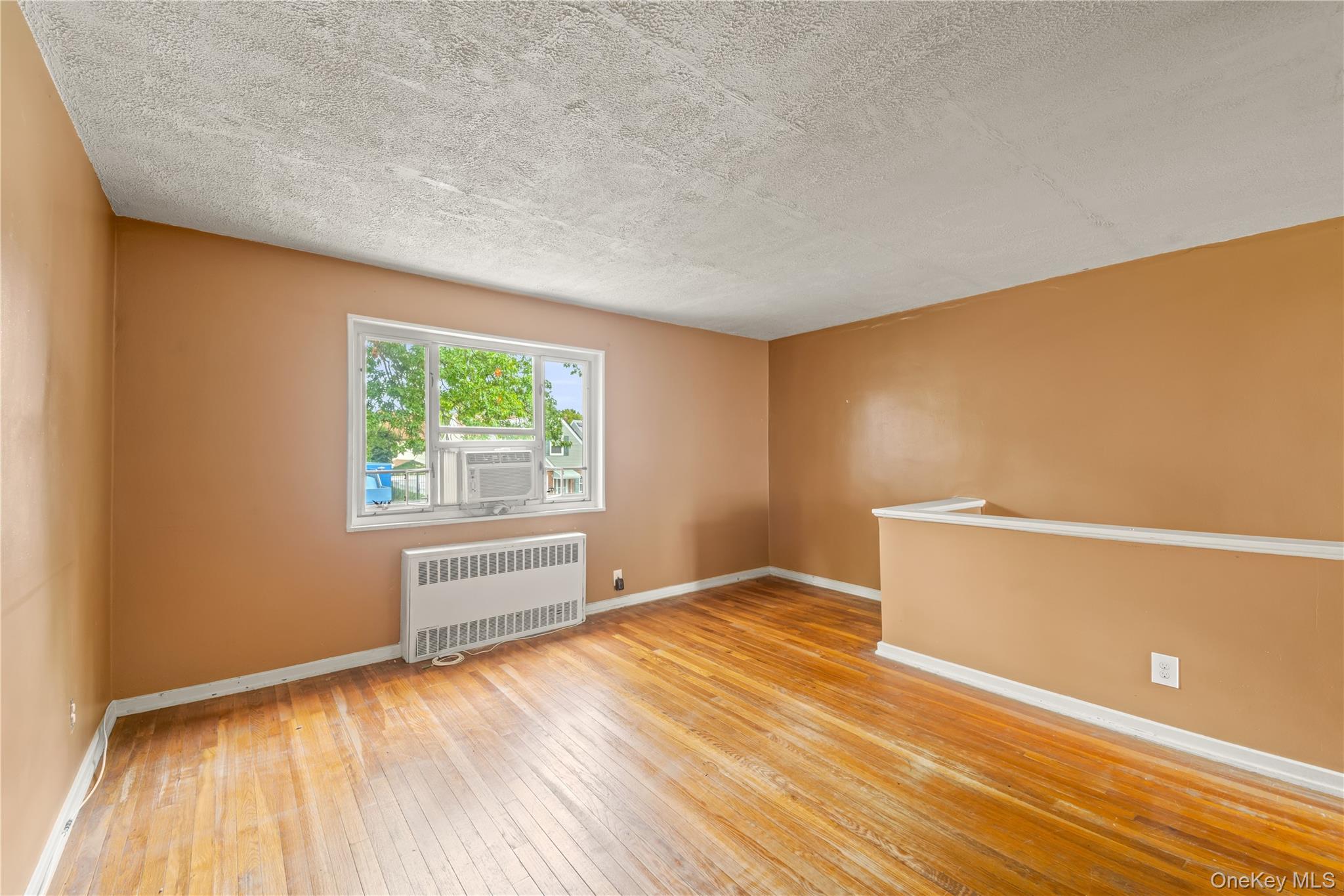 #5 photo, 86-06 231st, Queens Village , NY 11427