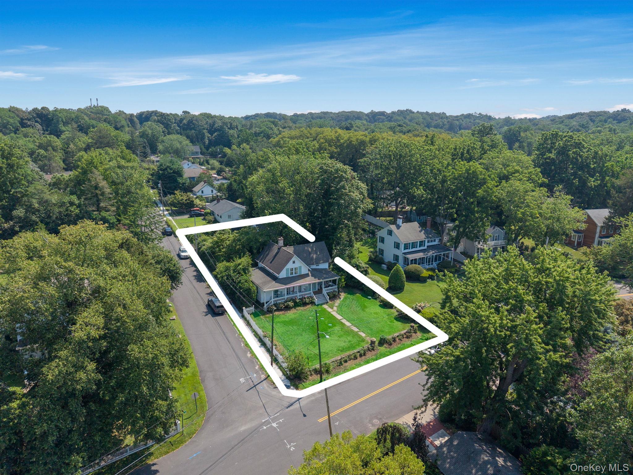 #4 photo, 45 Shore Road, East Setauket , NY 11733