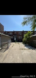 #1 photo, 61-25 Saunders Street, クイーンズ区 Rego Park , NY 11374