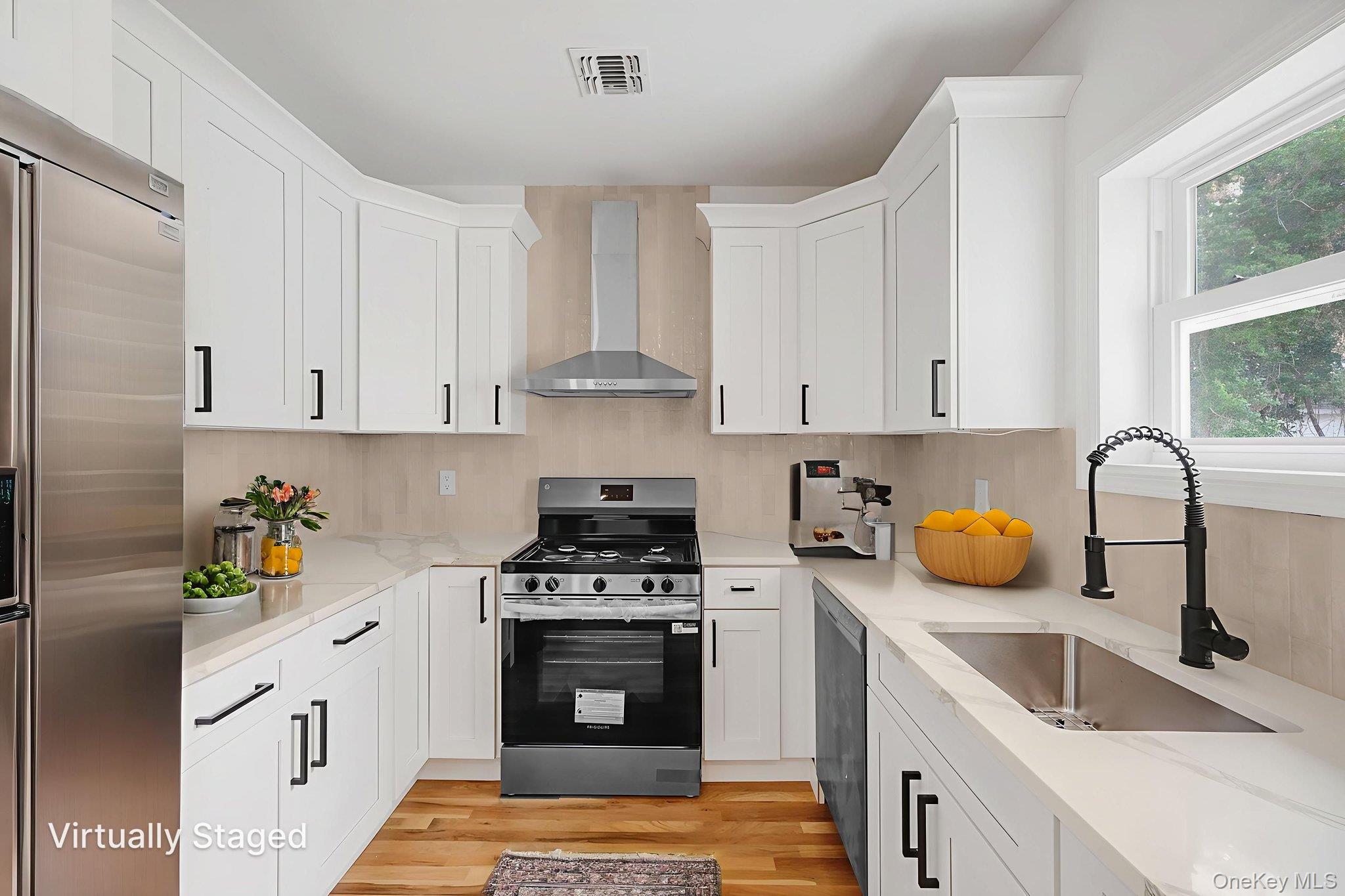 #12 photo, 12 E Chestnut Street, Central Islip , NY 11722