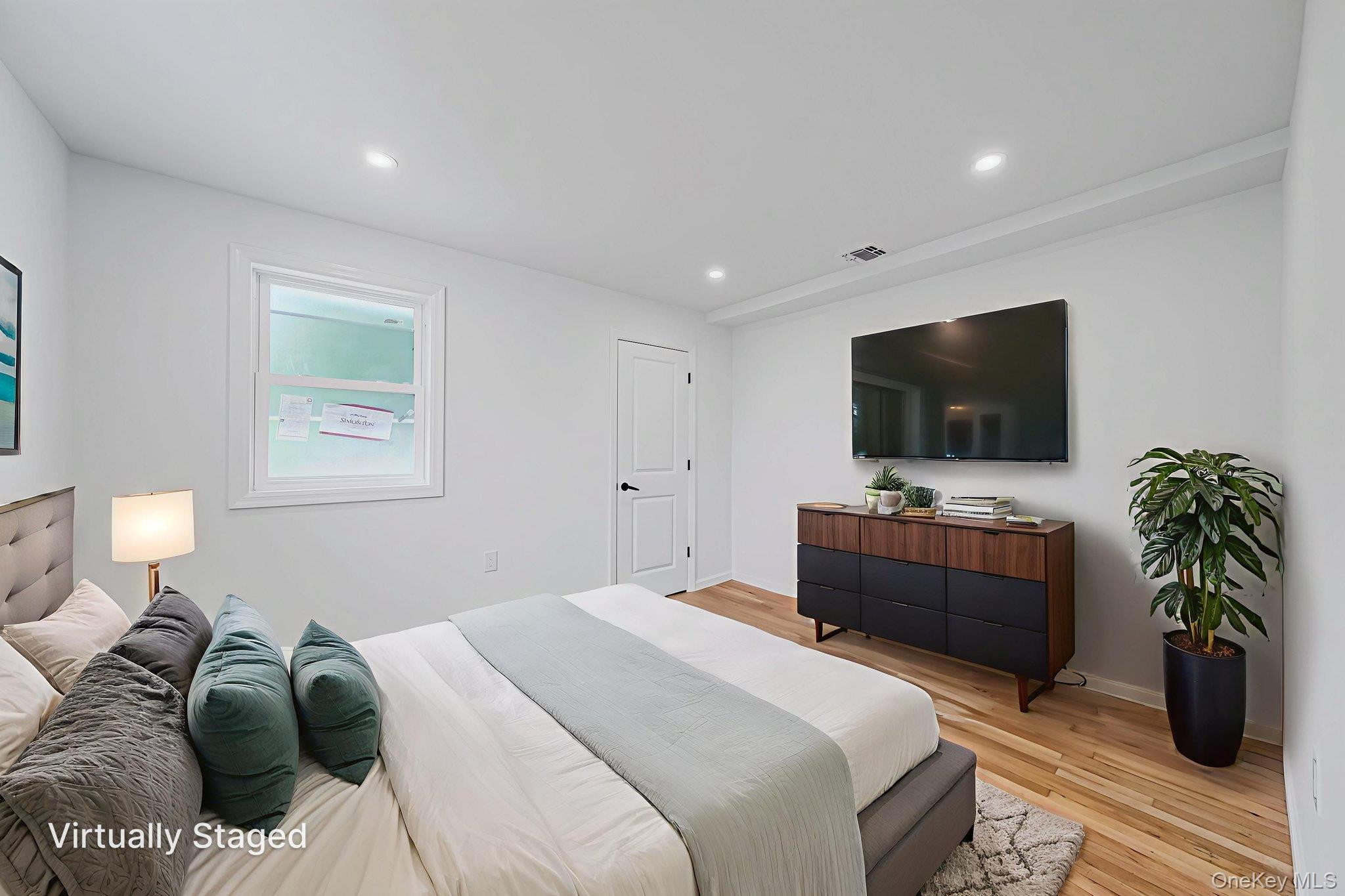 #14 photo, 12 E Chestnut Street, Central Islip , NY 11722