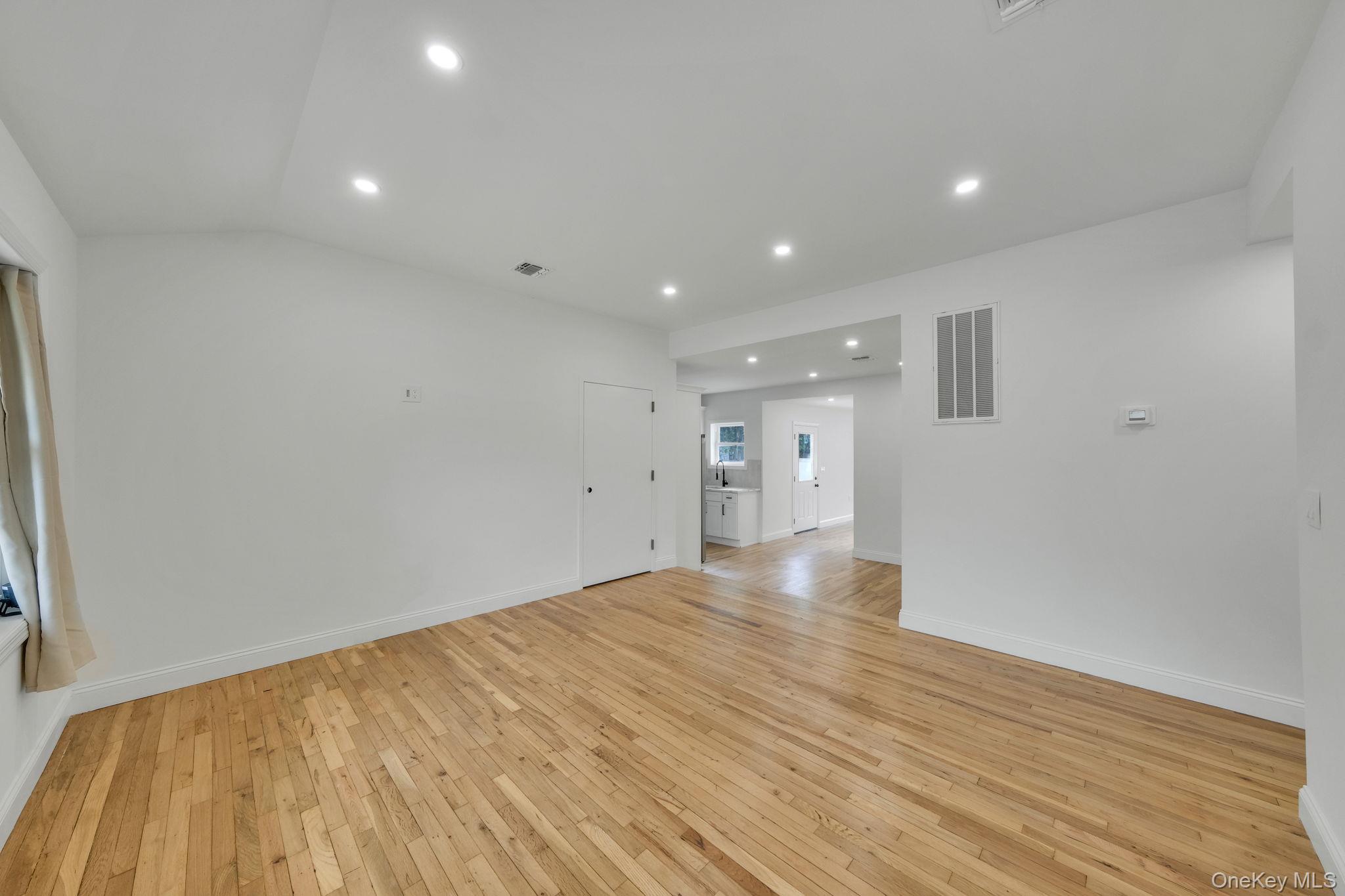 #15 photo, 12 E Chestnut Street, Central Islip , NY 11722