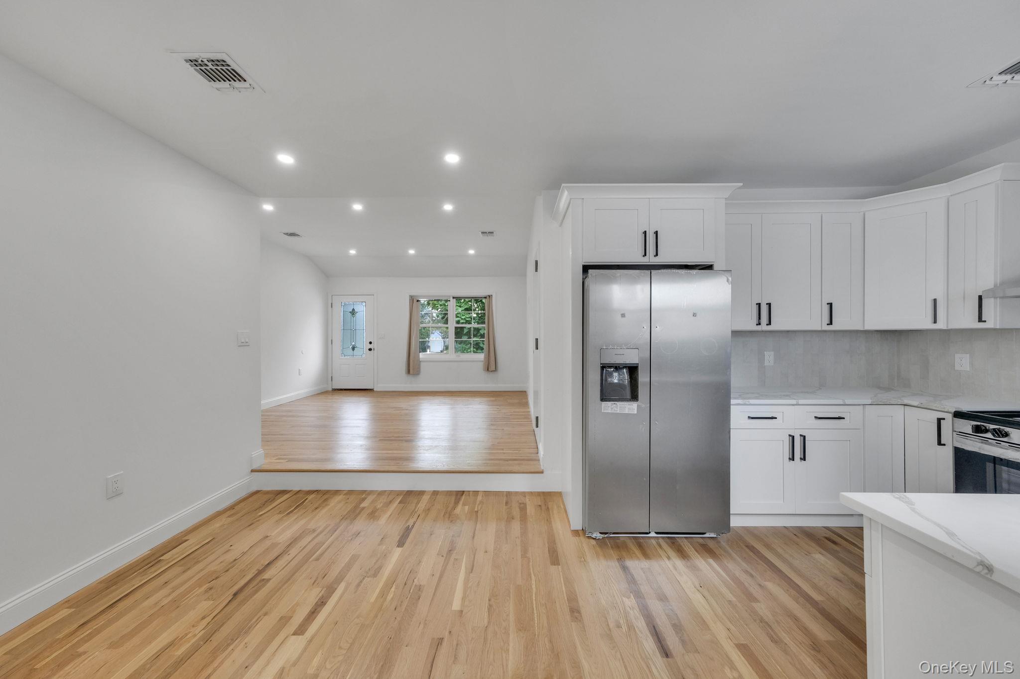 #17 photo, 12 E Chestnut Street, Central Islip , NY 11722